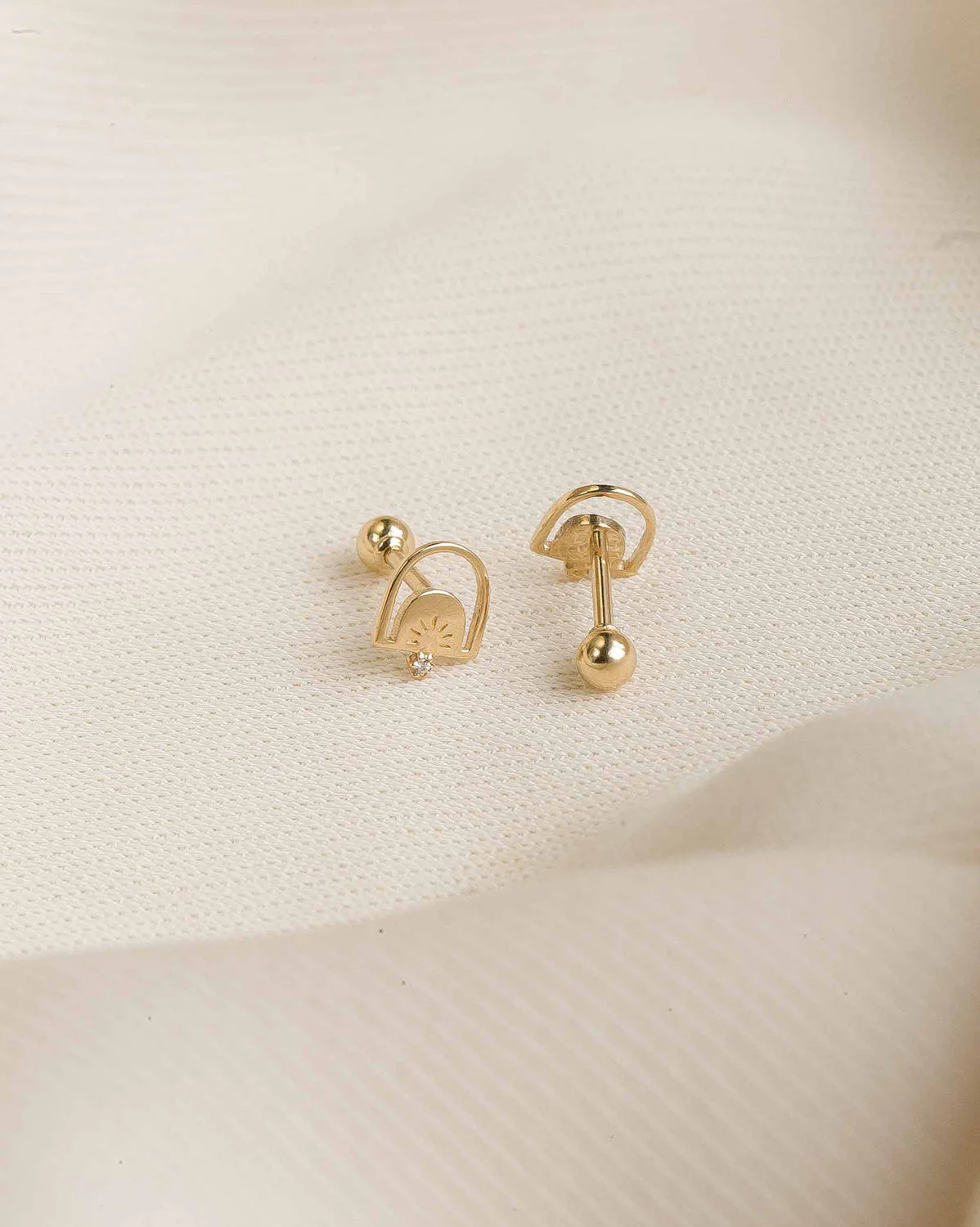 14K Solid Gold Dawn Single Stud - Image 2