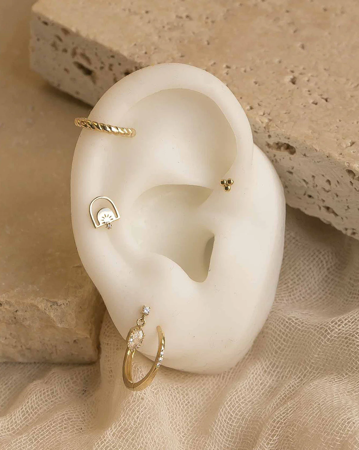 14K Solid Gold Dawn Single Stud - Image 4