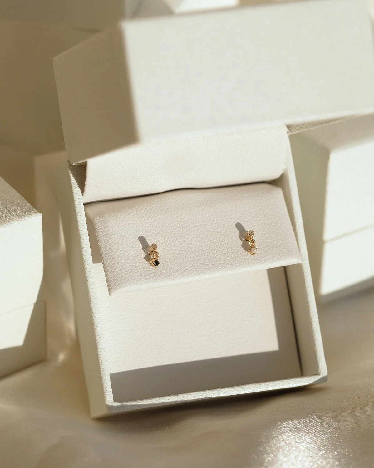 14K Solid Gold Madonna Tiny Pearl Stud - Image 9