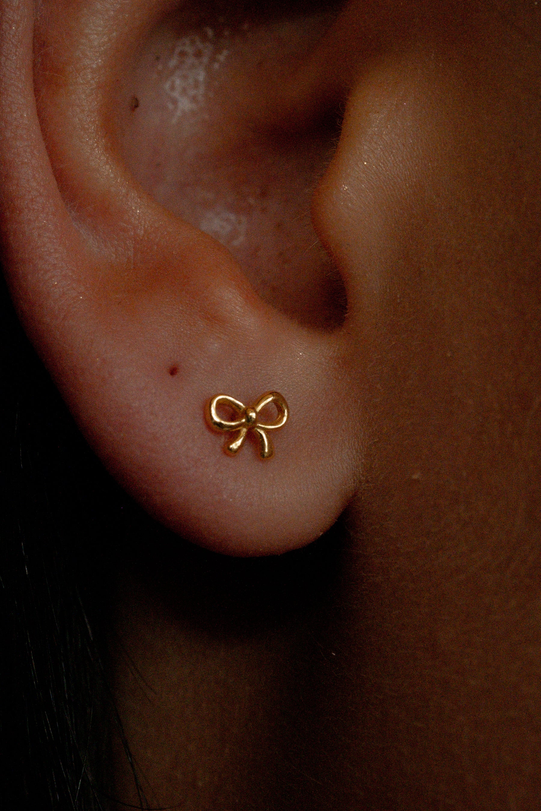 14K Solid Gold Mini Bow Piercing Stud - Image 2