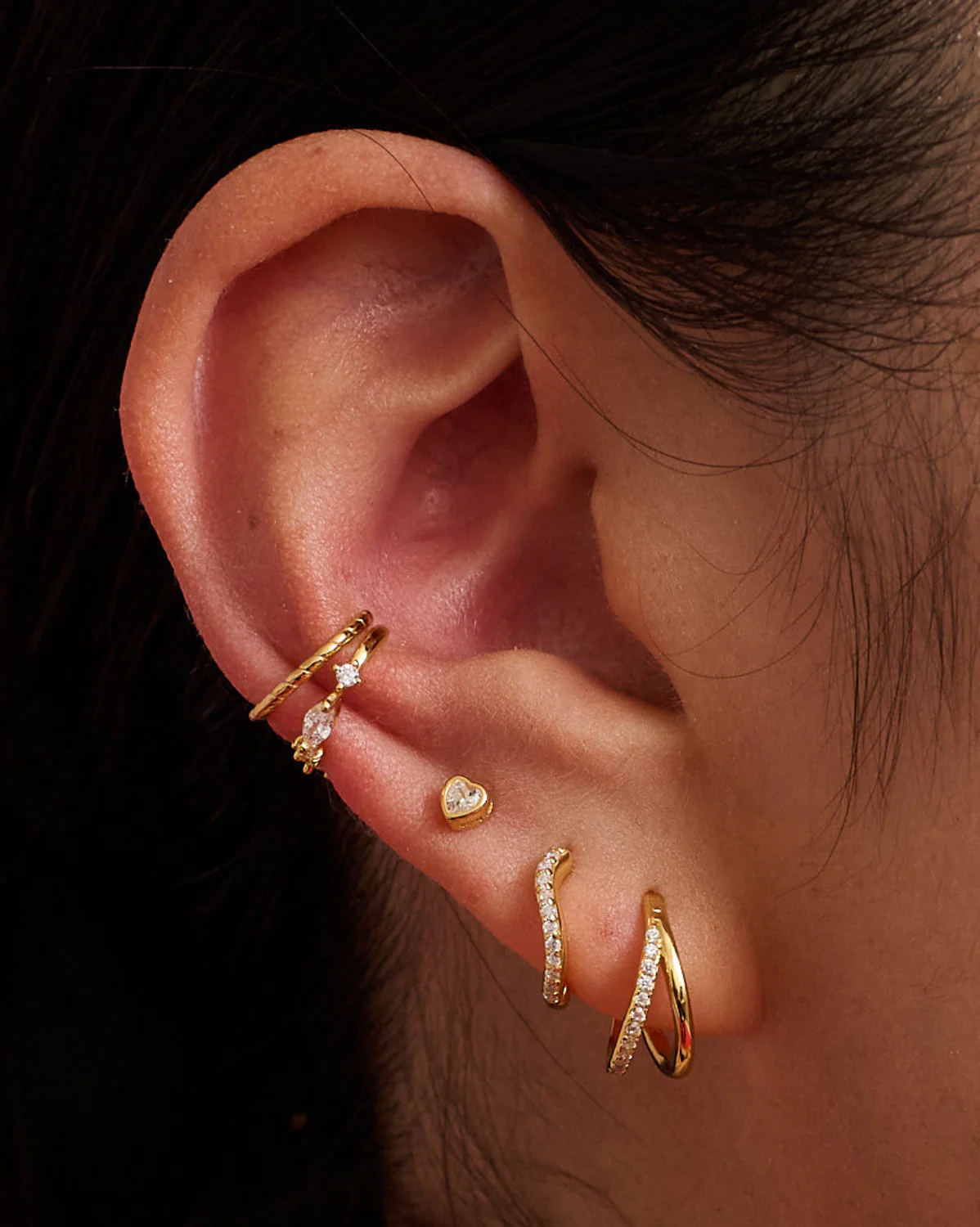 14K Solid Gold Twist Seamless Clicker - Image 2