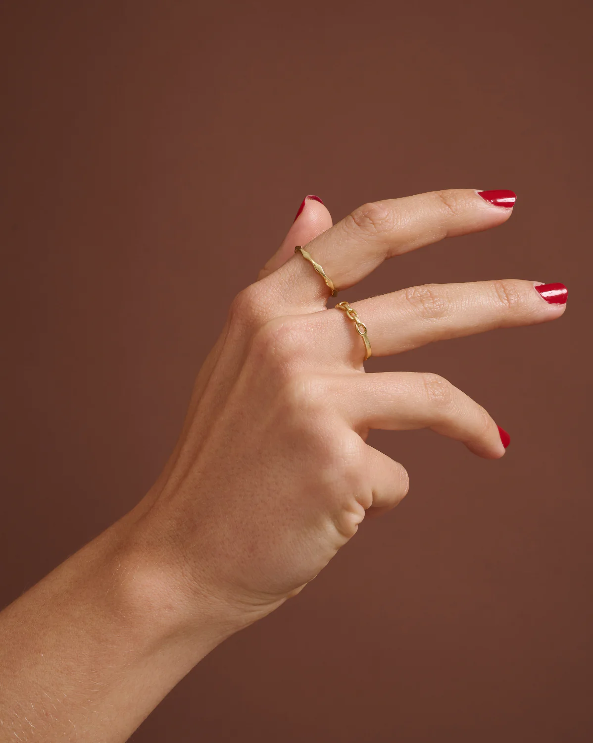 6K Solid Gold Trio Chain Ring - Image 5