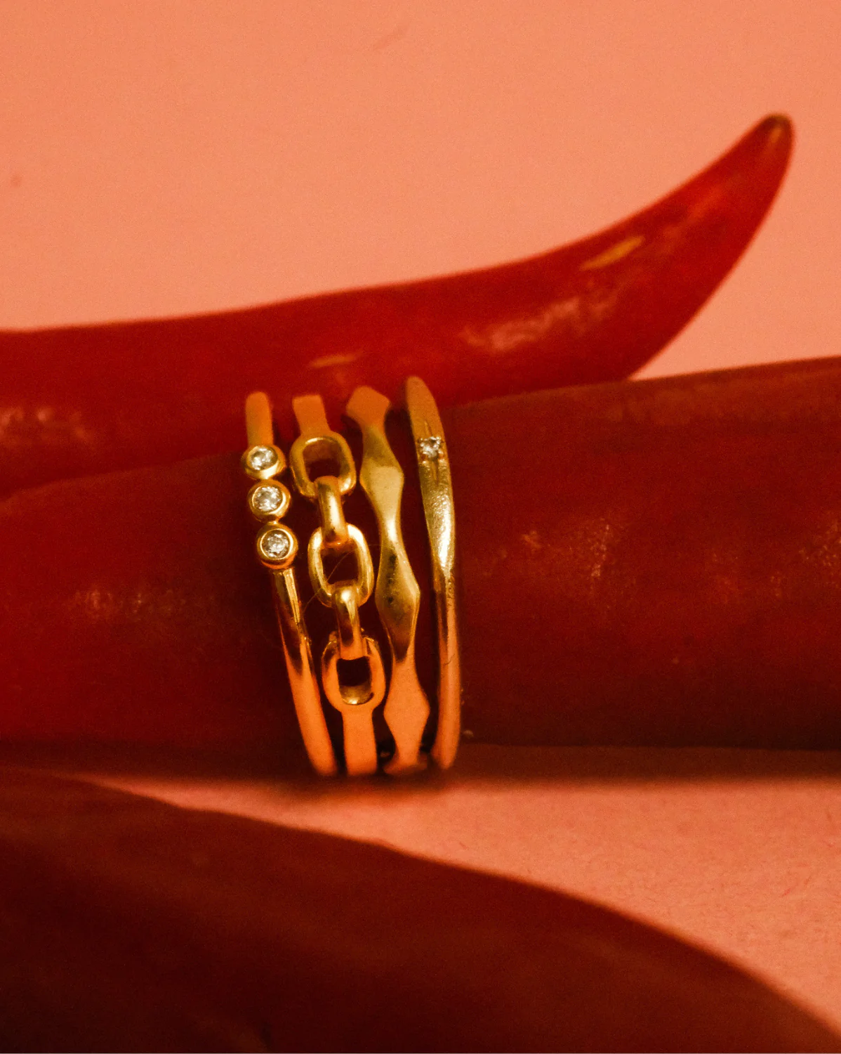 6K Solid Gold Trio Chain Ring - Image 3