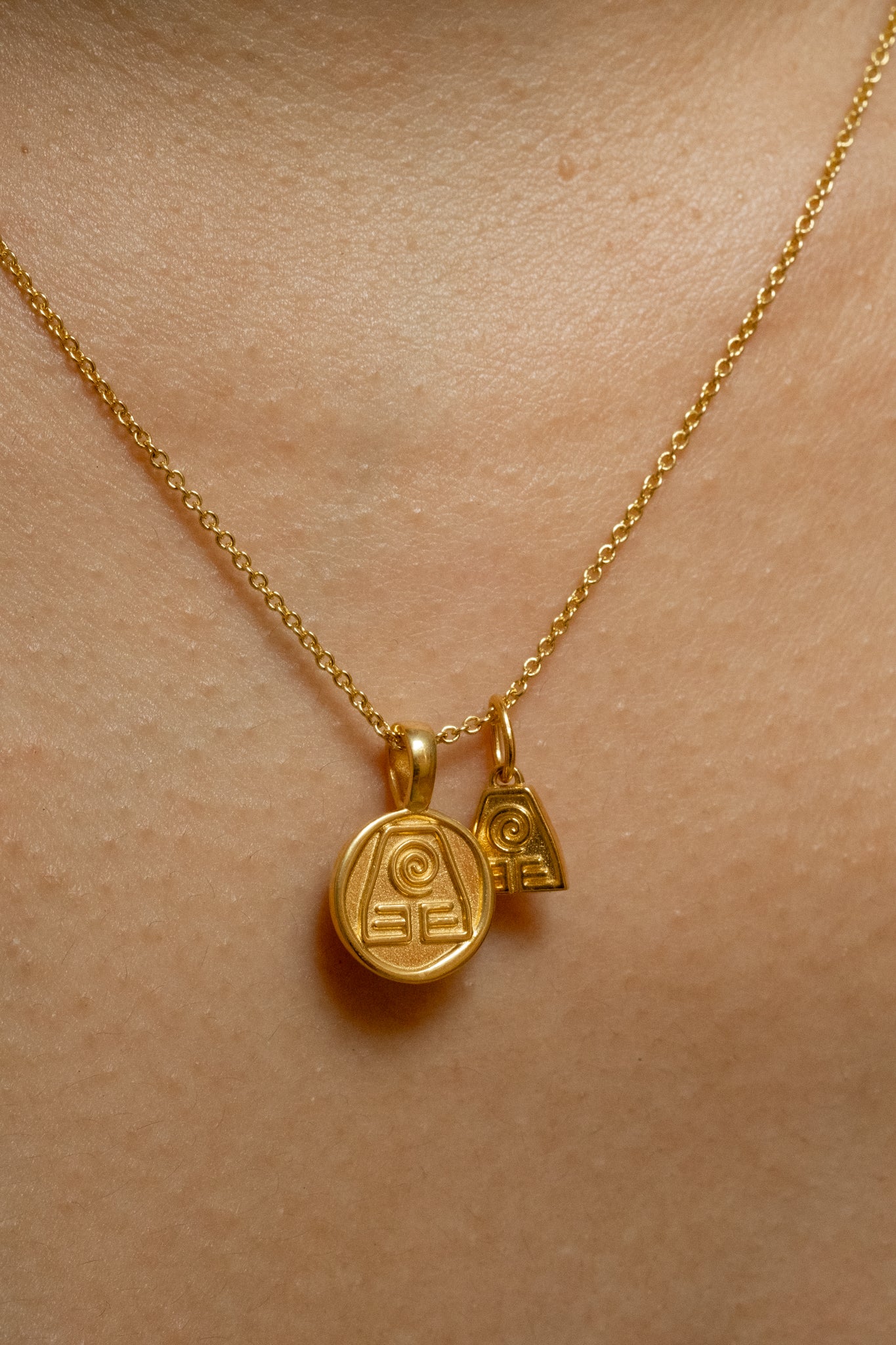 Solid Gold Earthbender Pendant Necklace (Ready to ship) - Image 4