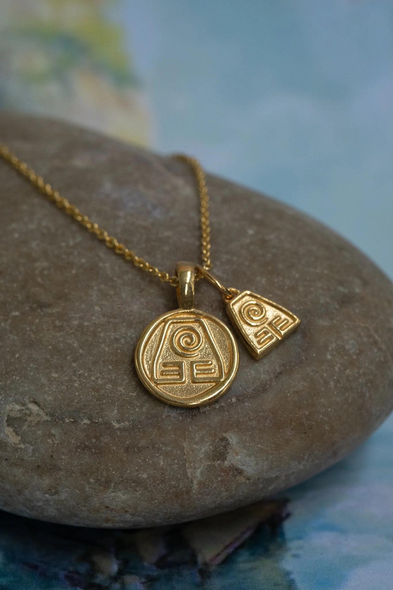 Solid Gold Earthbender Pendant Necklace (Ready to ship) - Image 5