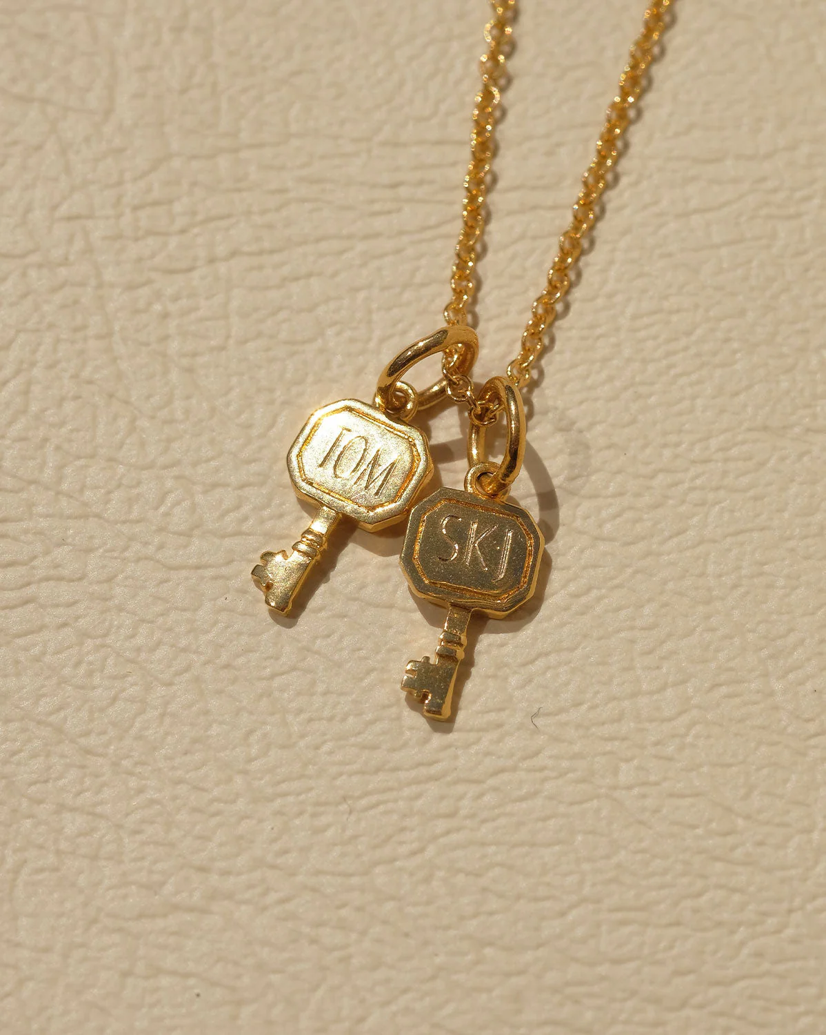 Anywhere Key Engravable Pendant - Image 3