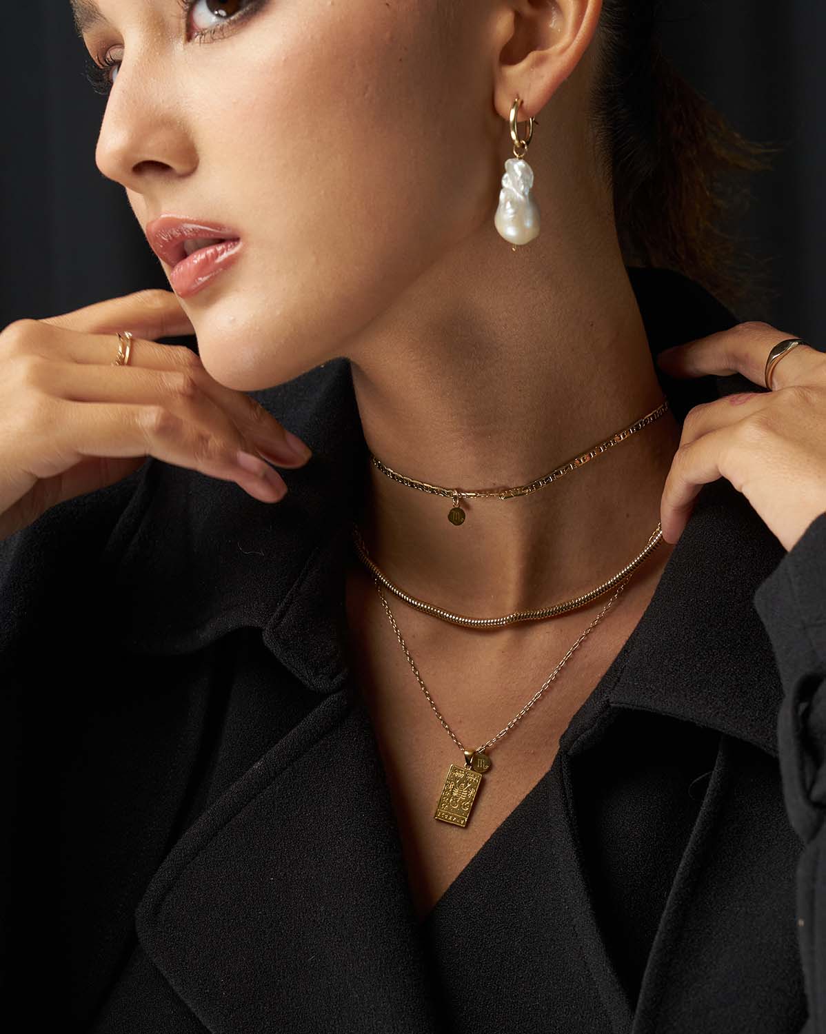 Aphrodite Baroque Pearl Earrings (Single Pearl) - Image 8