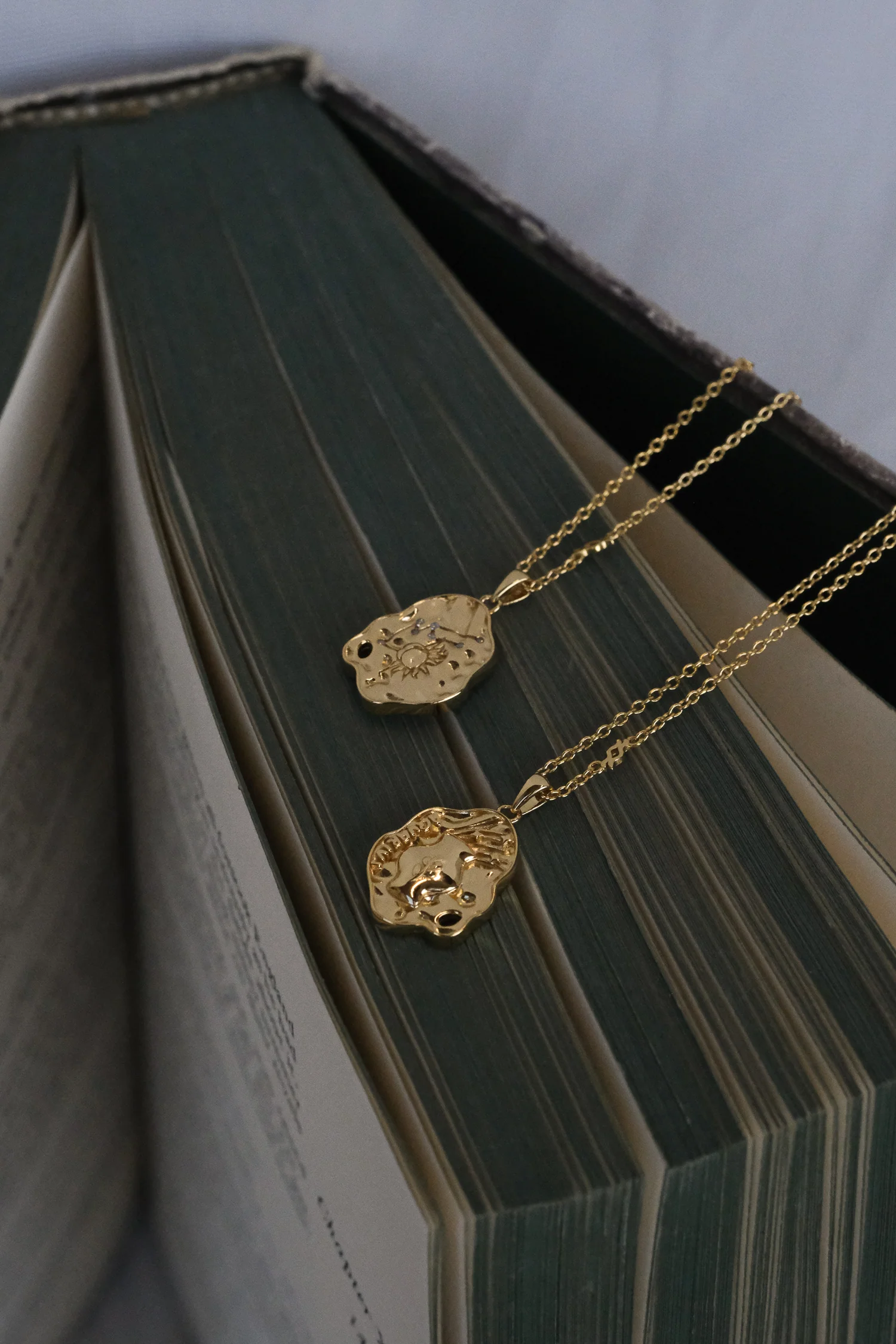 Aquarius II Zodiac Necklace - Image 5