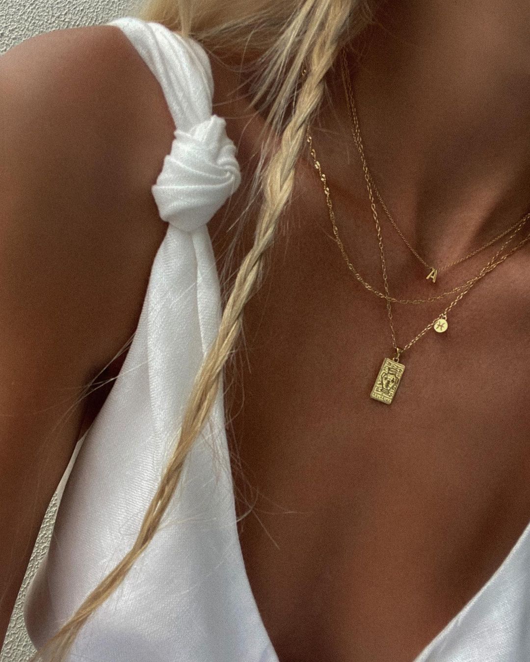 Aquarius Zodiac Pendant - Image 6