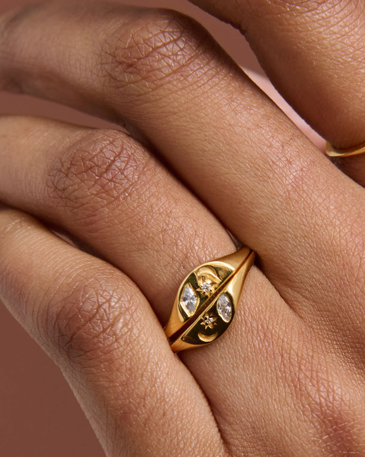 Ayla Half-Moon Signet Ring - Image 2