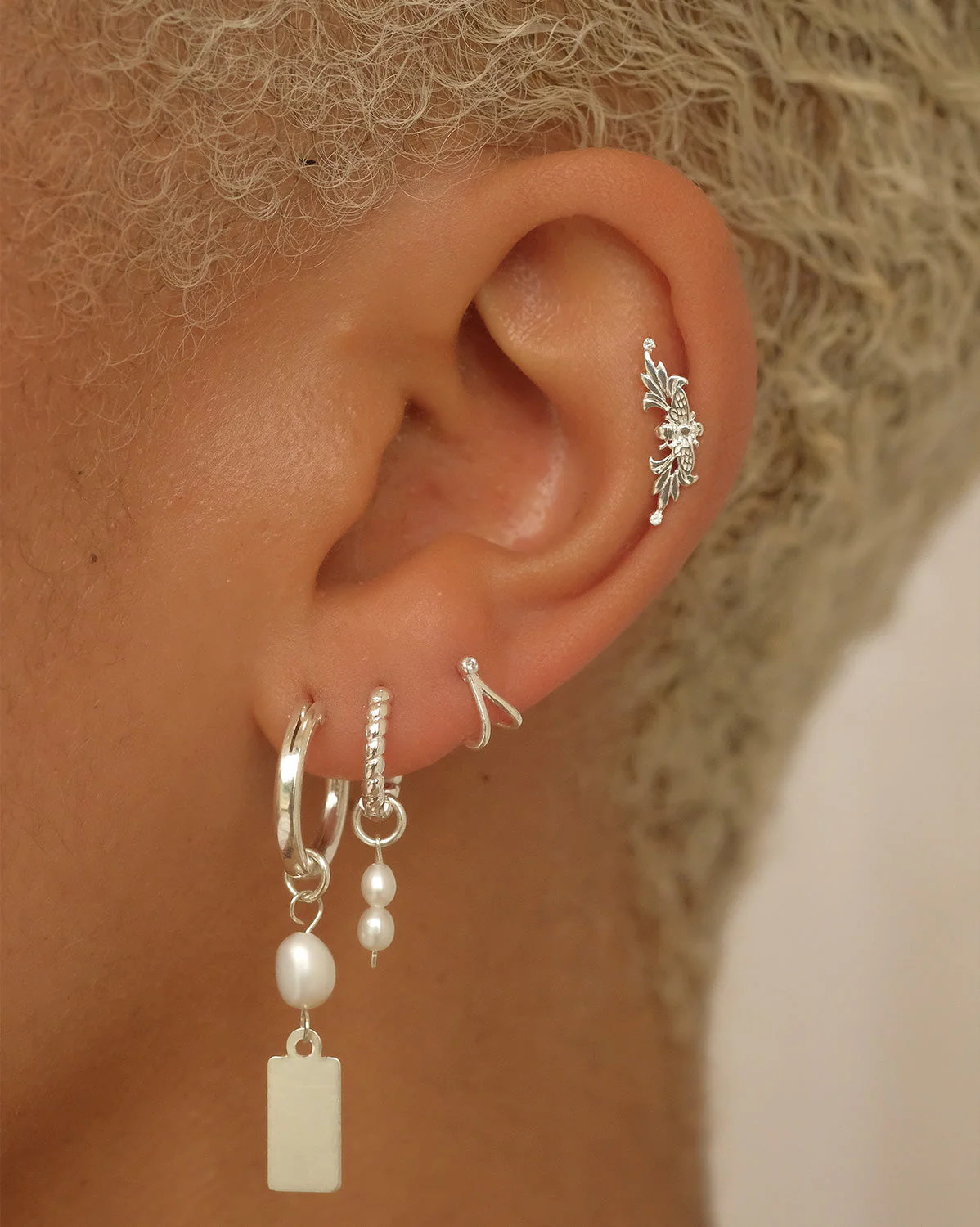 Bee Curve Single Stud - Sterling Silver - Image 3