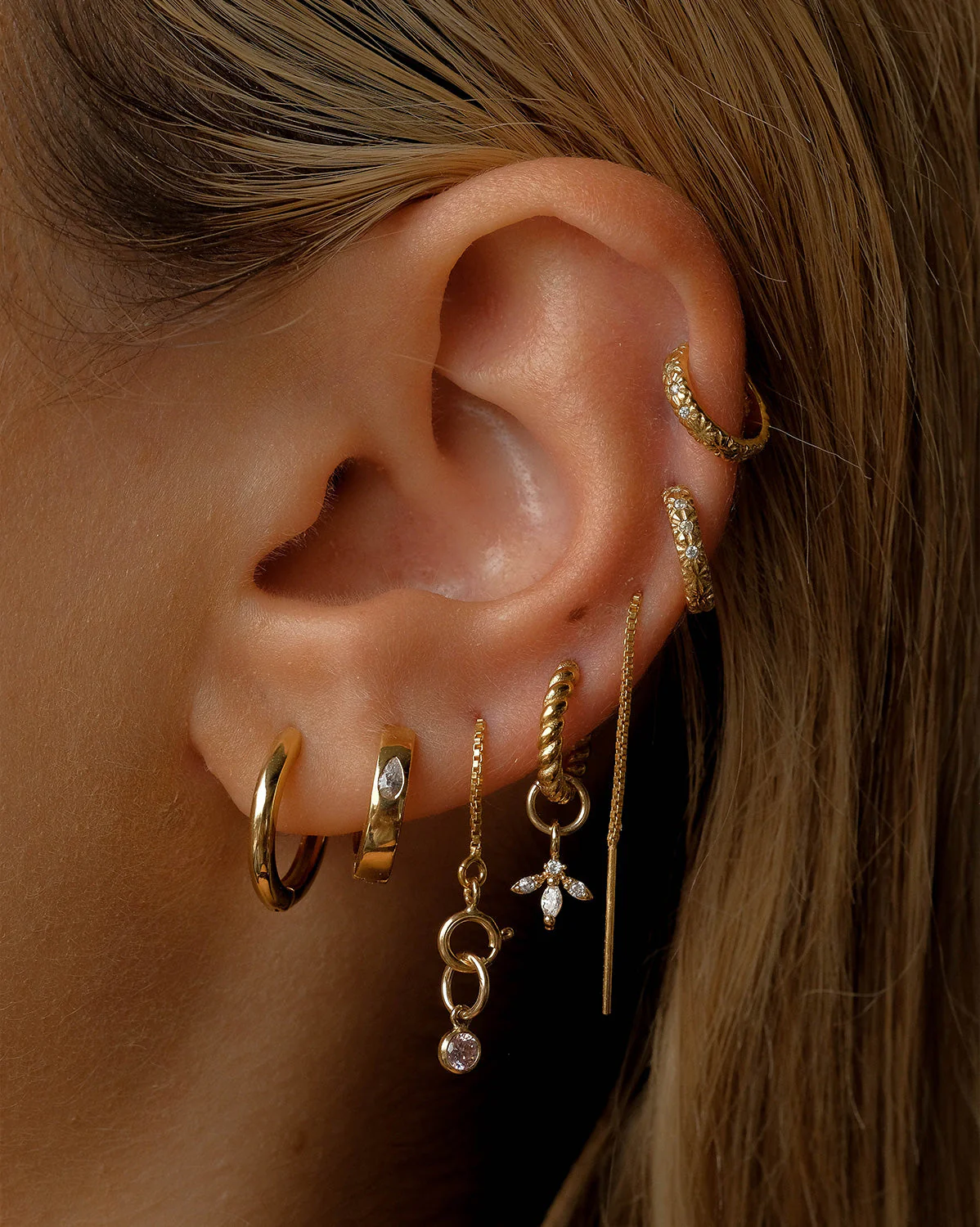 Bella Twist Huggie Hoops - Image 3