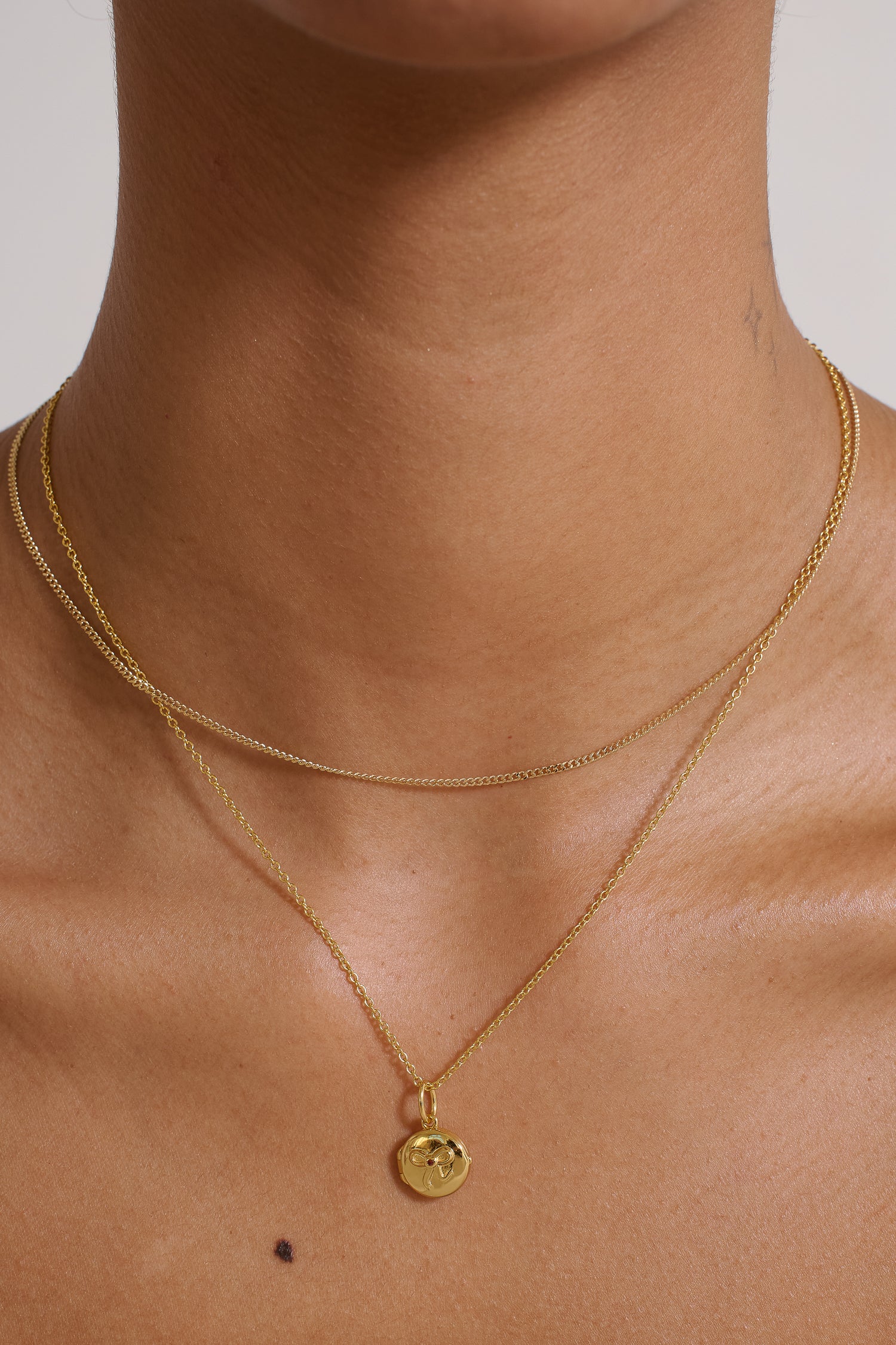 Carla Bow Engravable Locket Necklace - Image 4
