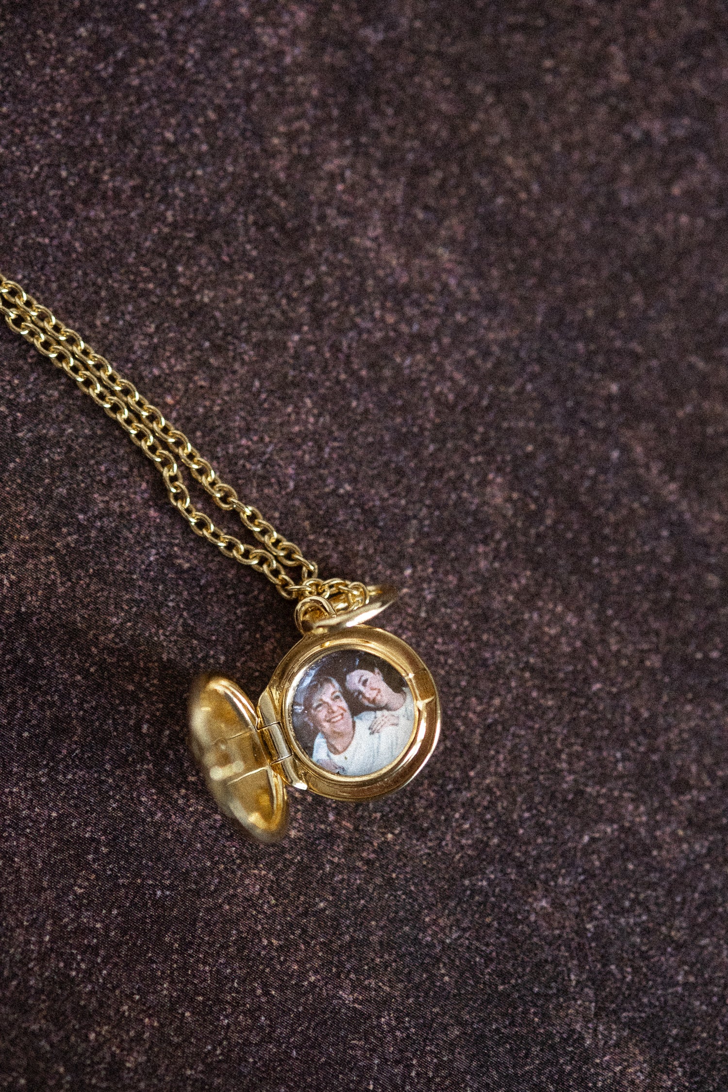 Carla Bow Engravable Locket Necklace - Image 7