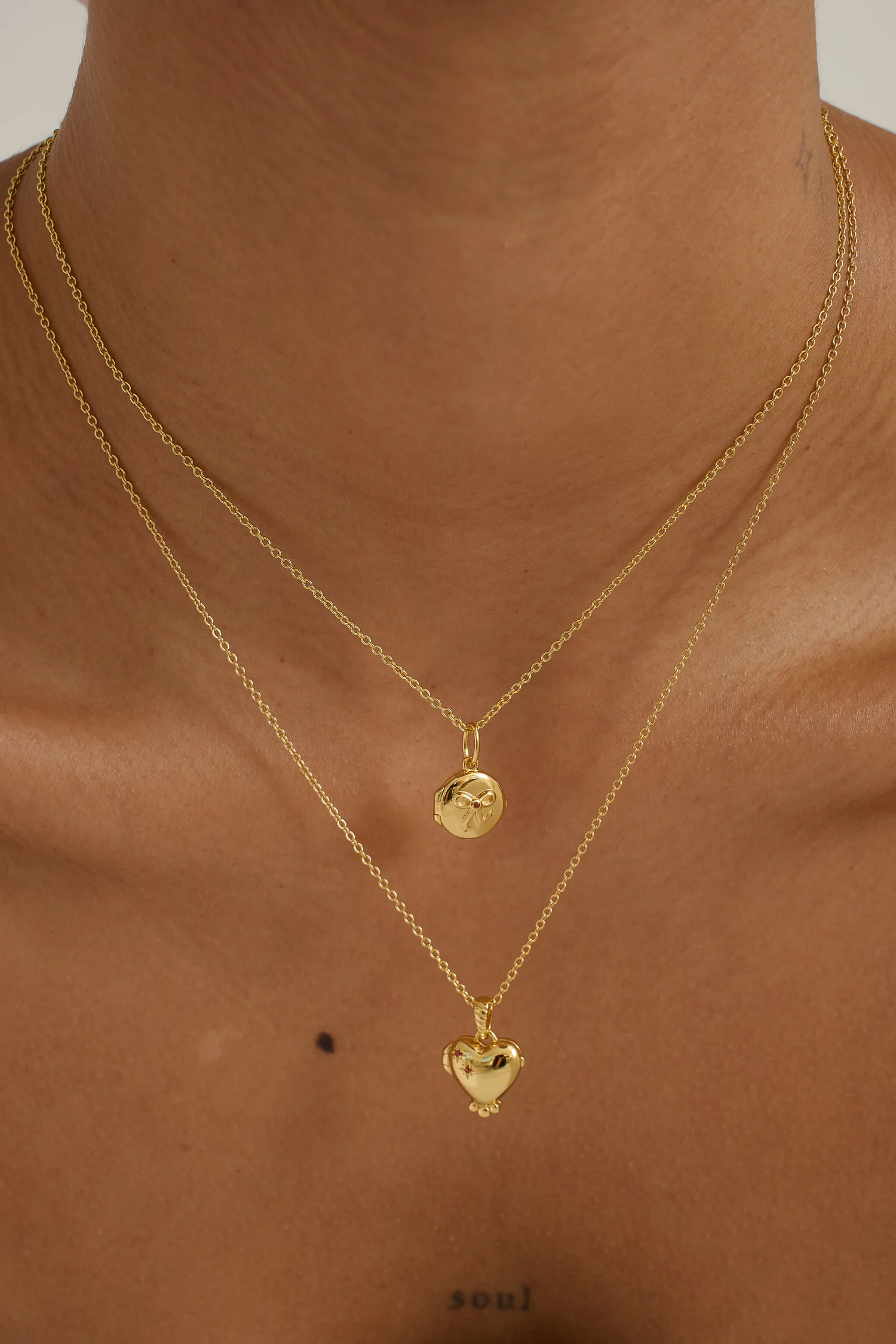 Carla Bow Engravable Locket Necklace - Image 8