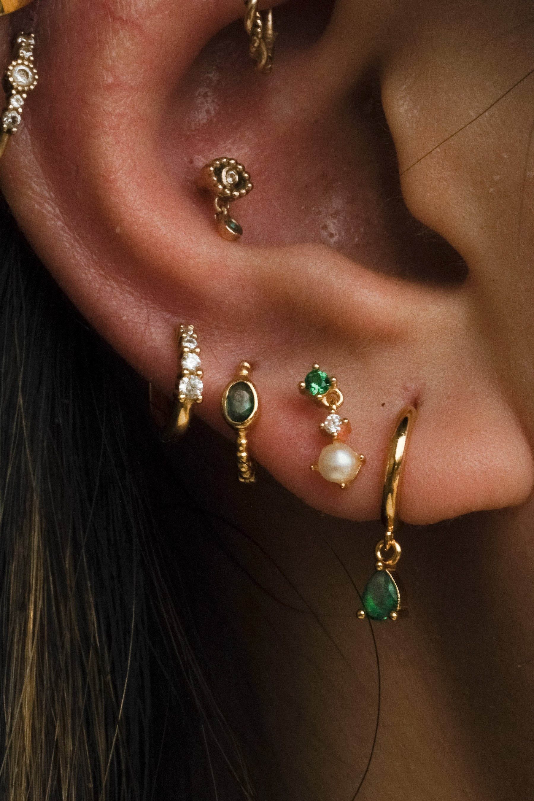 Clio Emerald Earrings Set - Image 2