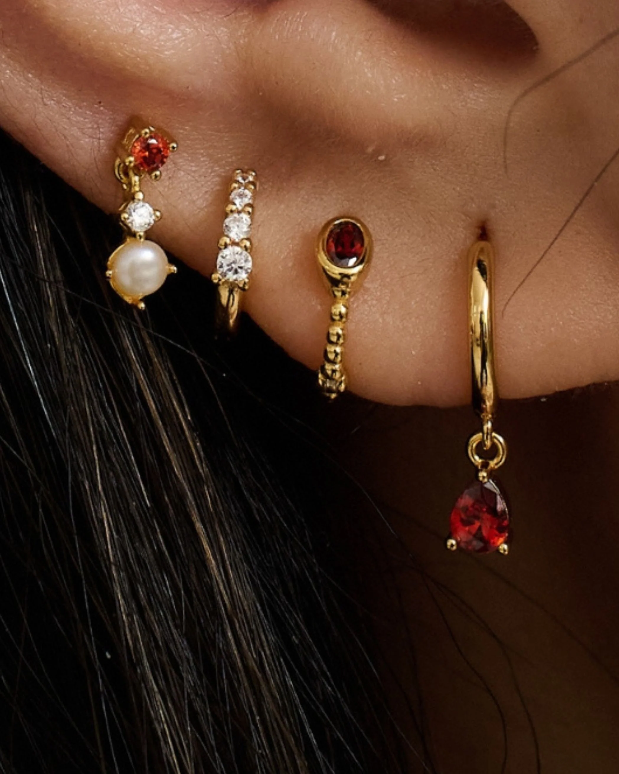 Clio Garnet Earrings Set - Image 6