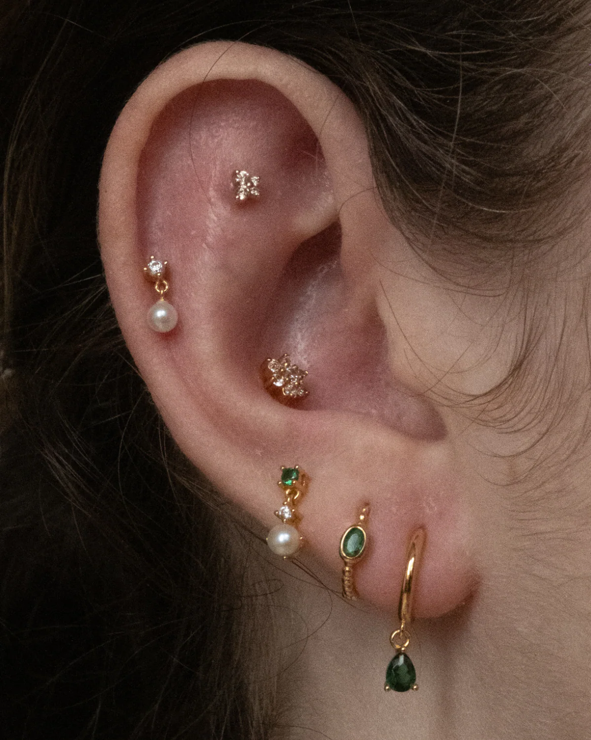 Clio Emerald Single Hoop - Image 4