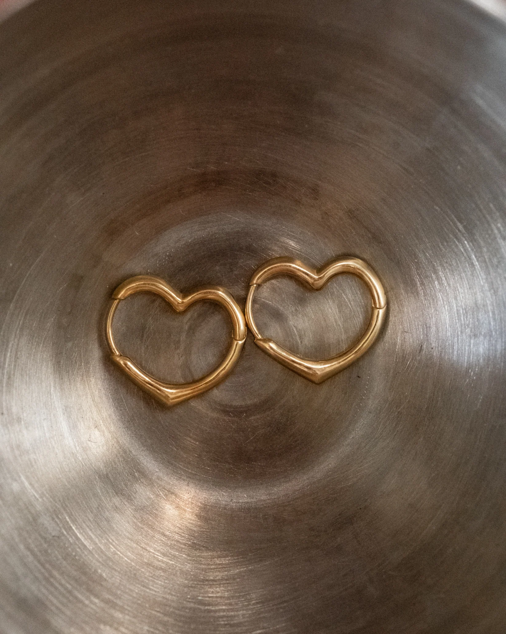 Croia Solid Gold Heart Huggie Hoops - Image 3