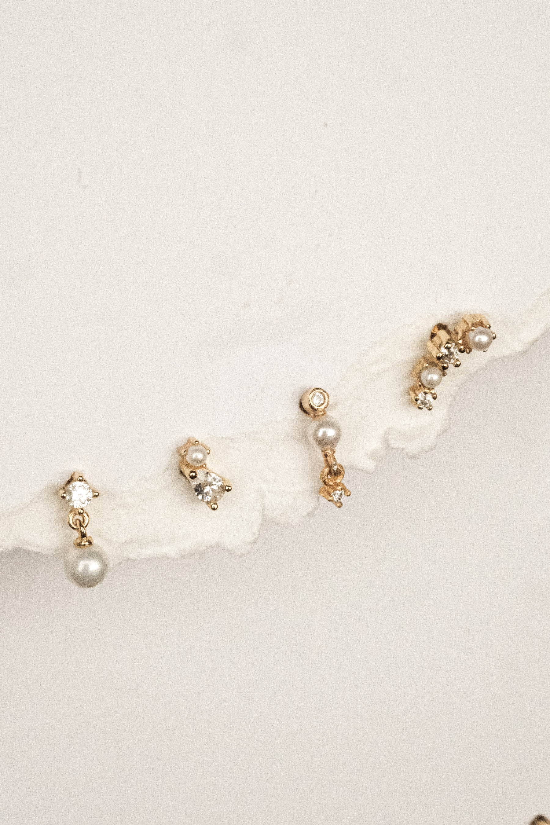 Darlene Pearl Earrings Set - Image 3