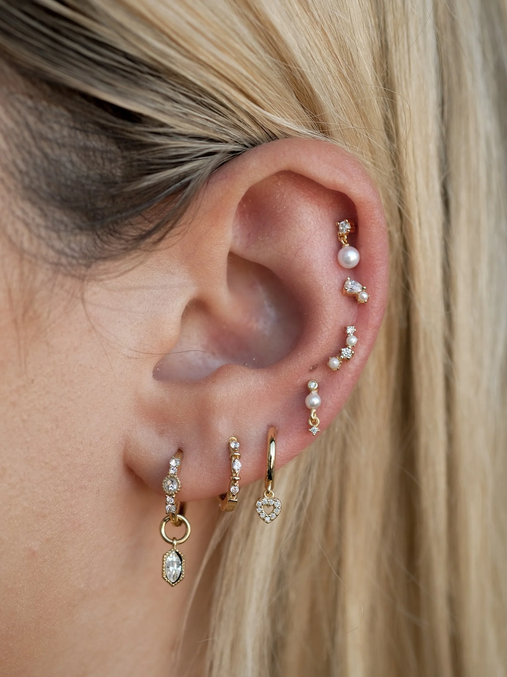 Darlene Pearl Earrings Set - Image 5