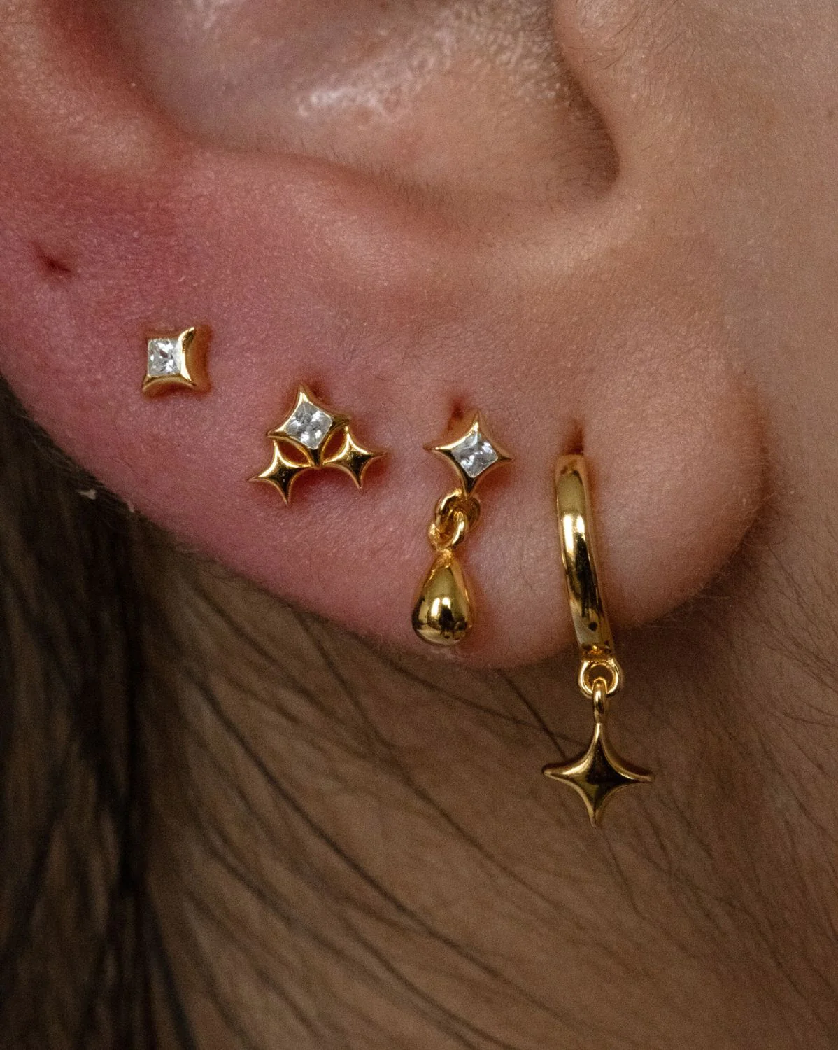 Edward Sparkle Earrings Set - Image 4