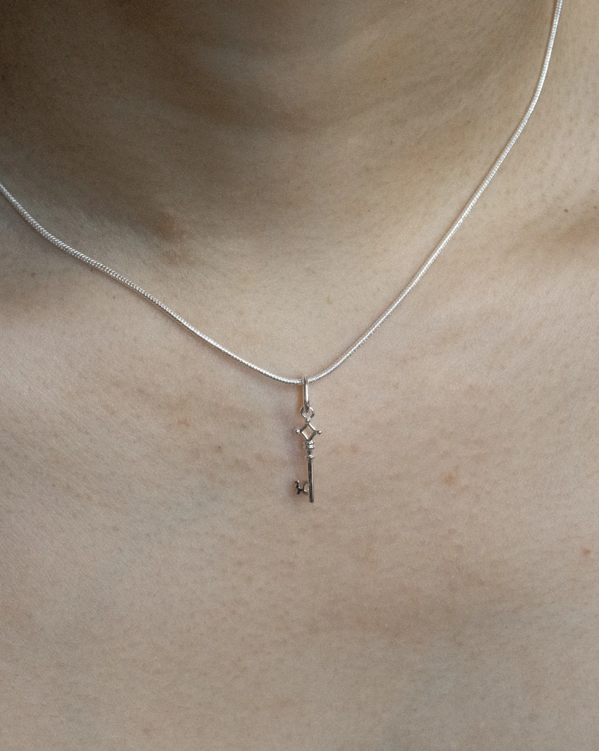Eren’s Key Necklace - Sterling Silver - Image 5