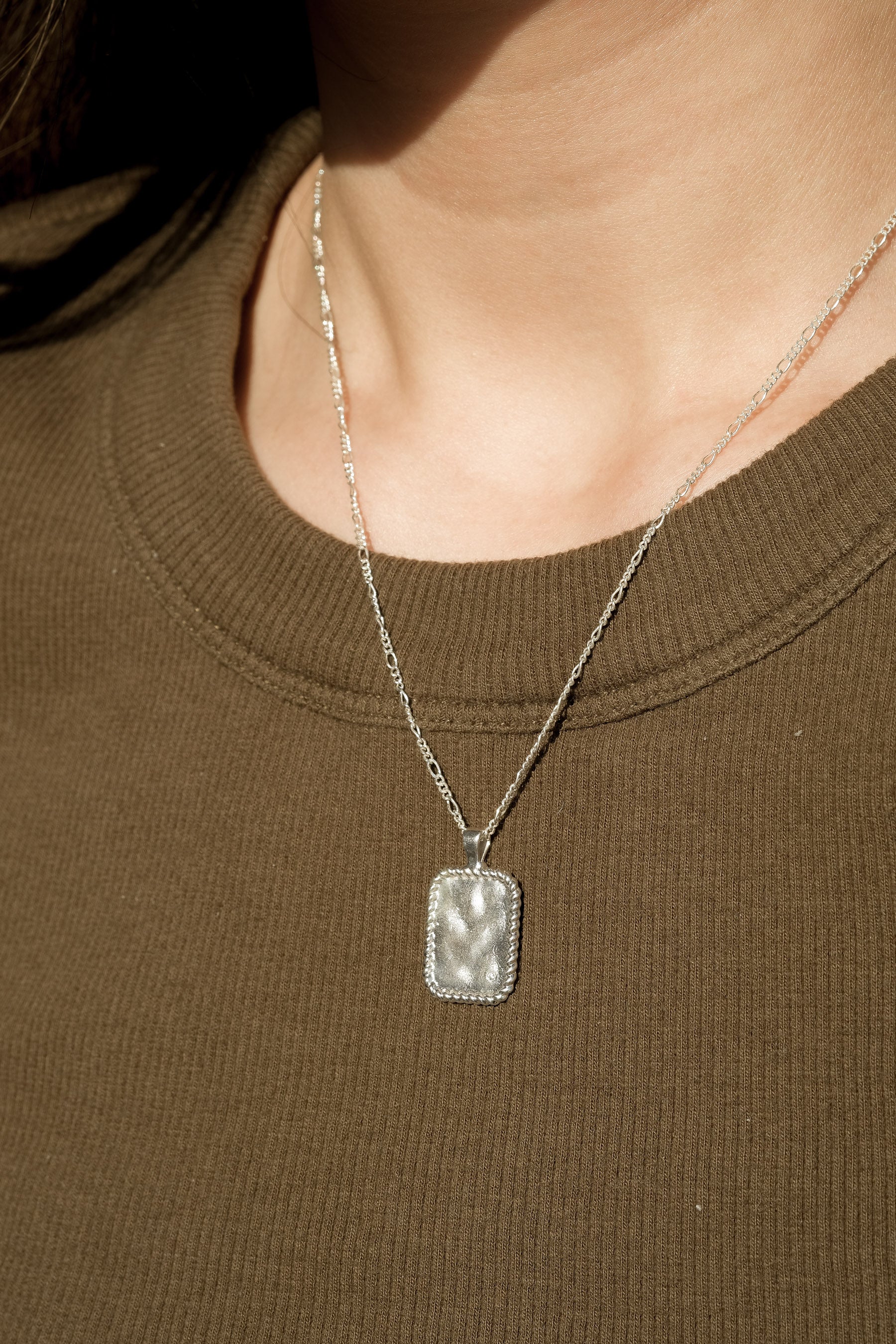 Flint Engravable Pendant Necklace - Sterling Silver - Image 7