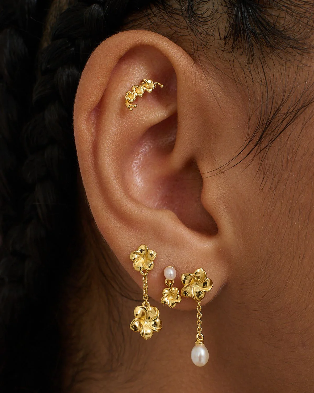 Hibiscus Flowers Earrings Set - Image 2