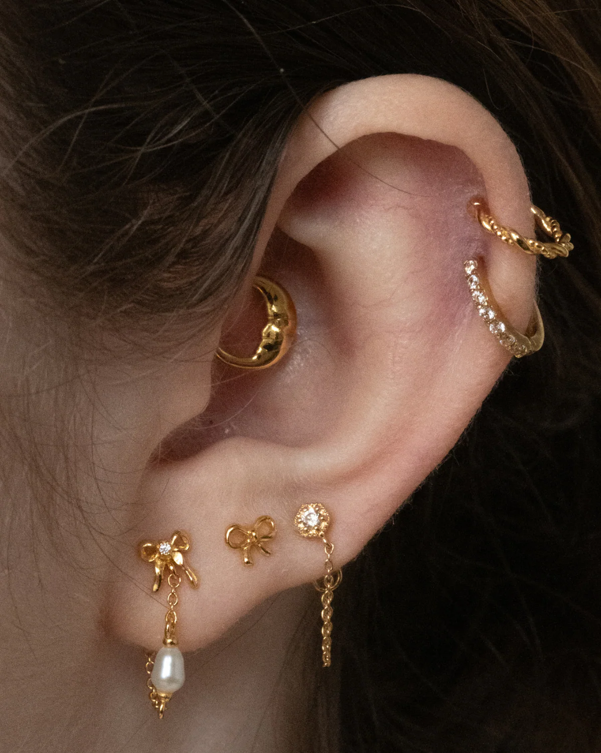 14K Solid Gold La Luna Clicker Hoop - Image 4