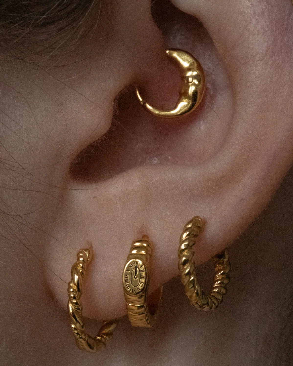14K Solid Gold La Luna Clicker Hoop - Image 2