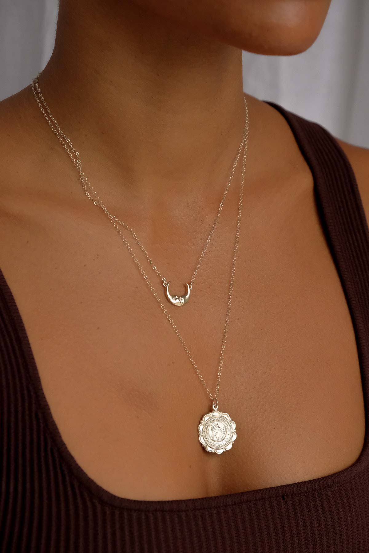La Luna Pendant Necklace - Image 4