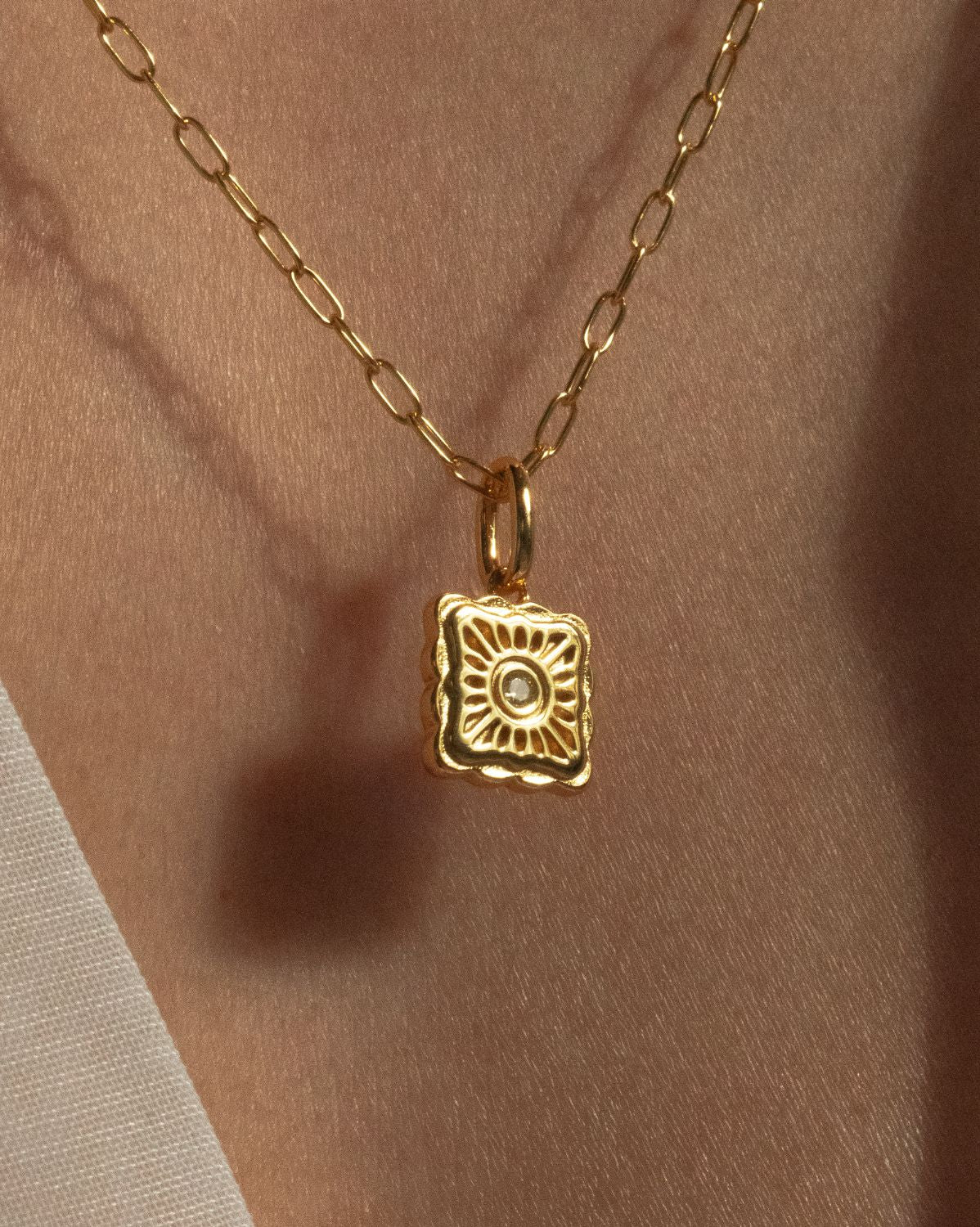 Liu Xin Square Mooncake Necklace - Image 3