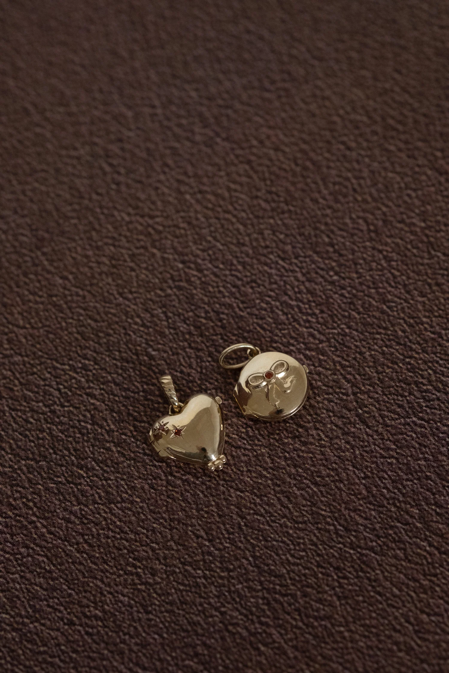 Love Heart Engravable Locket Pendant - 9k Solid Gold - Image 7