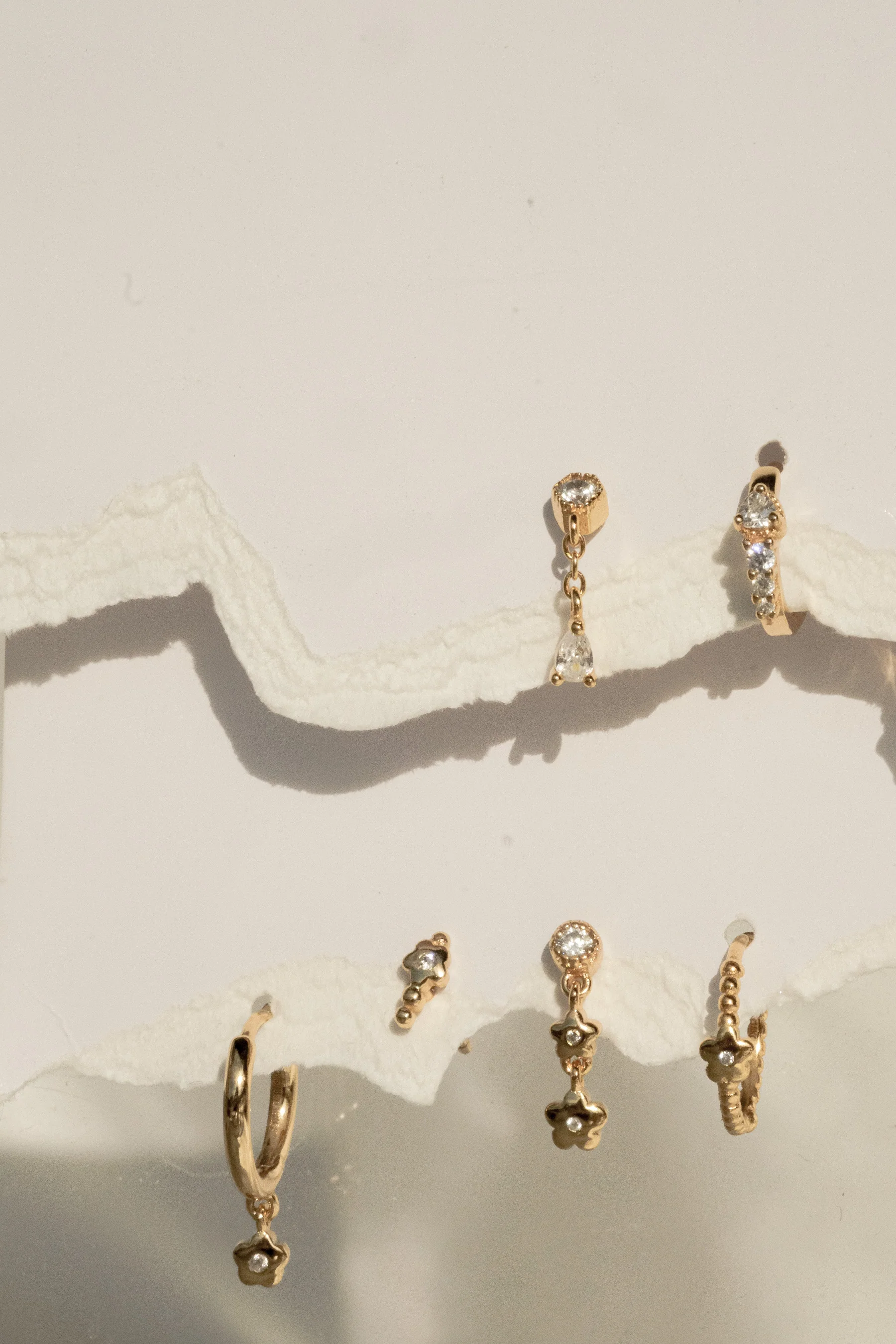 Lucille Flower Earrings Set - Image 8