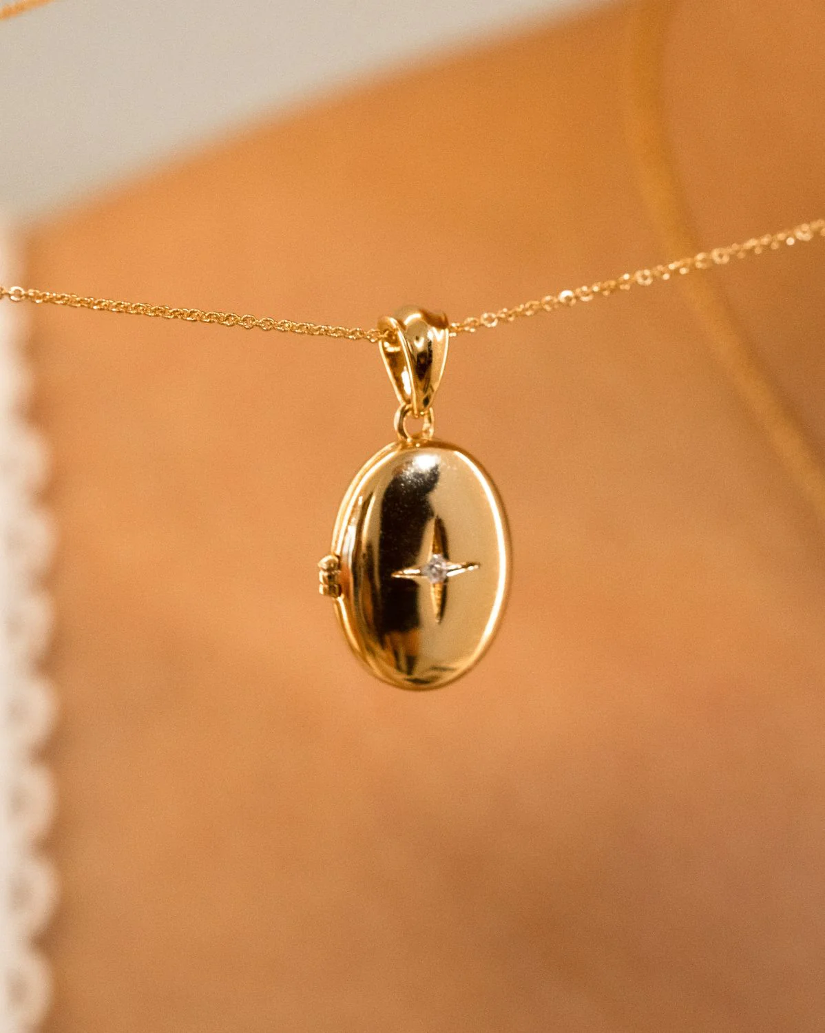 Maeve Oval Engravable Locket Necklace - Image 2