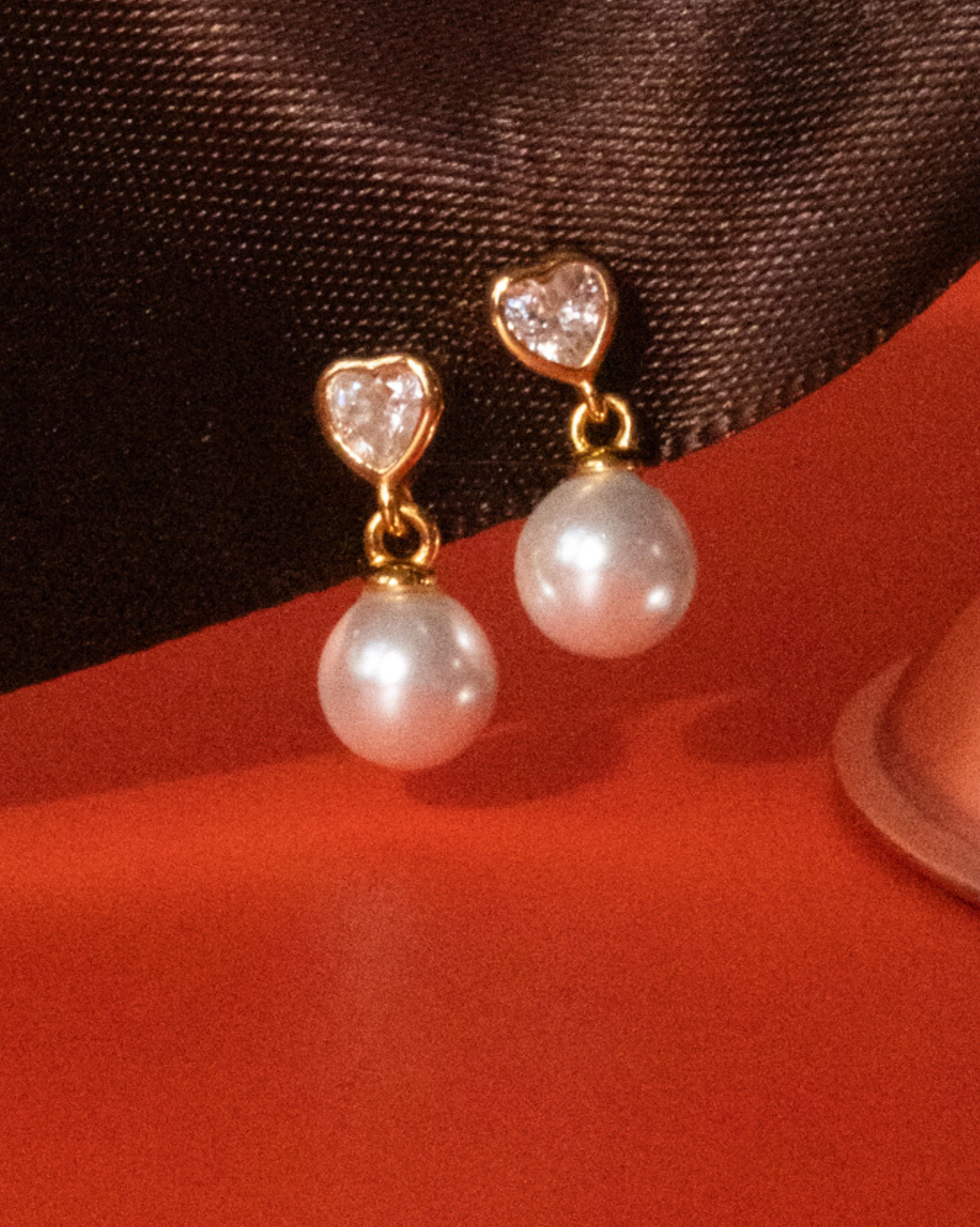 Motunui Heart Pearl Drop Studs - 9K Solid Gold - Image 4