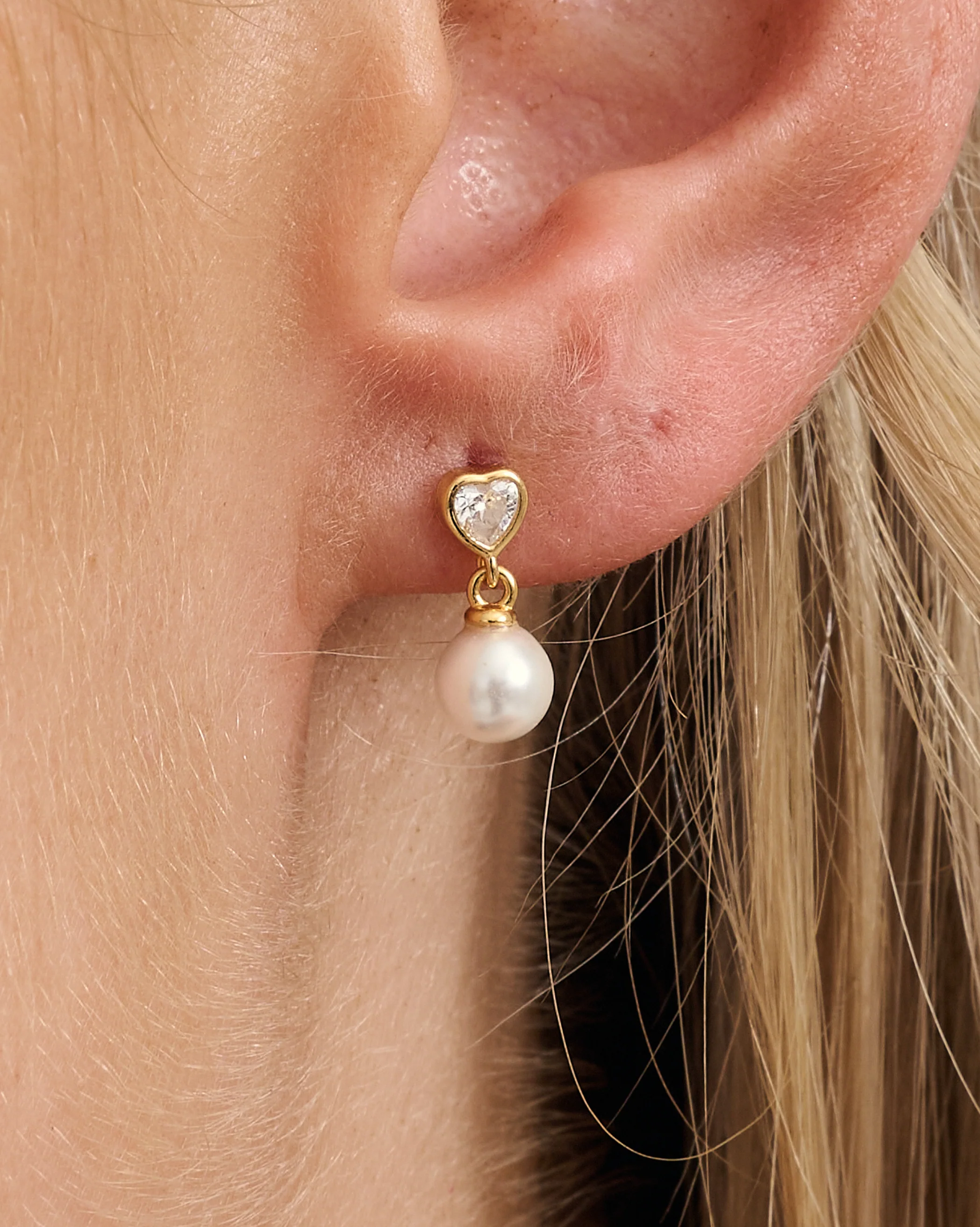 Motunui Heart Pearl Drop Studs - Image 9