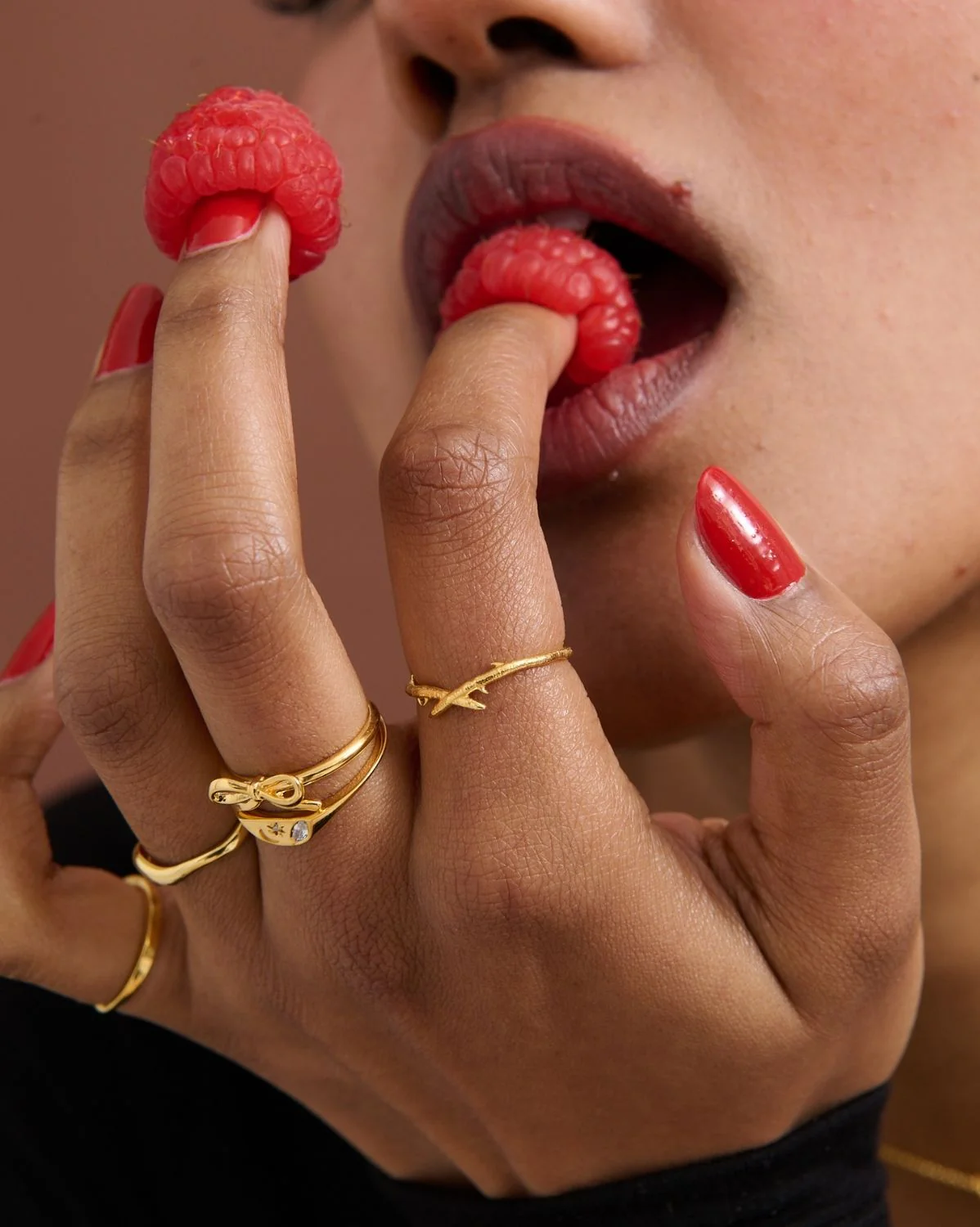 Odette Bow Ring - Image 9