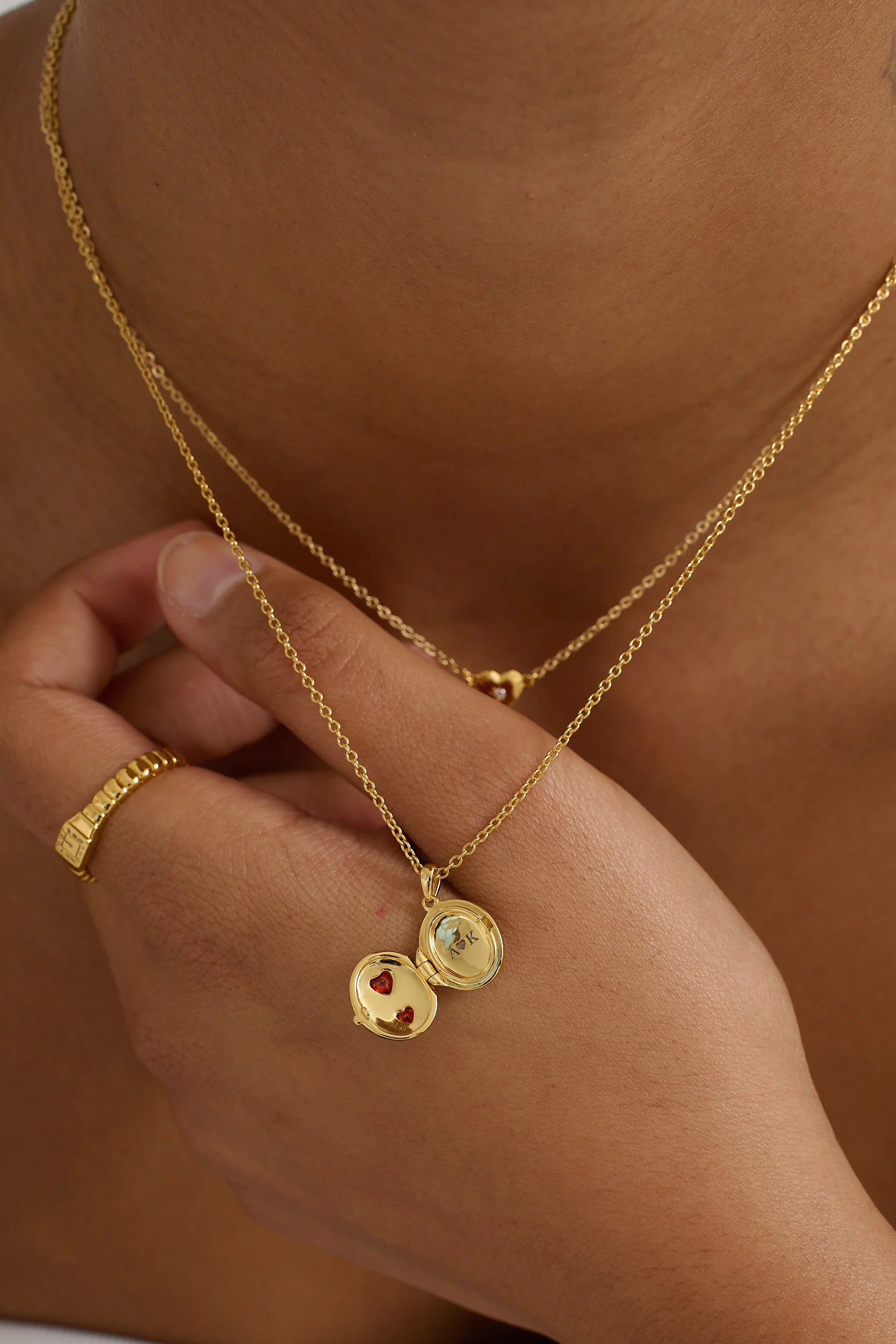 Oval Double-Hearts Engravable Locket Necklace - Image 4