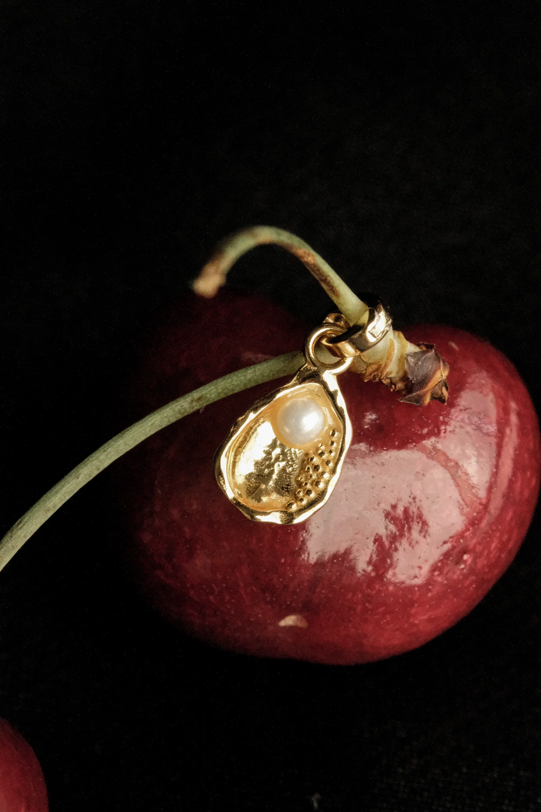 Oyster Pendant Charm - Sterling Silver - Image 9