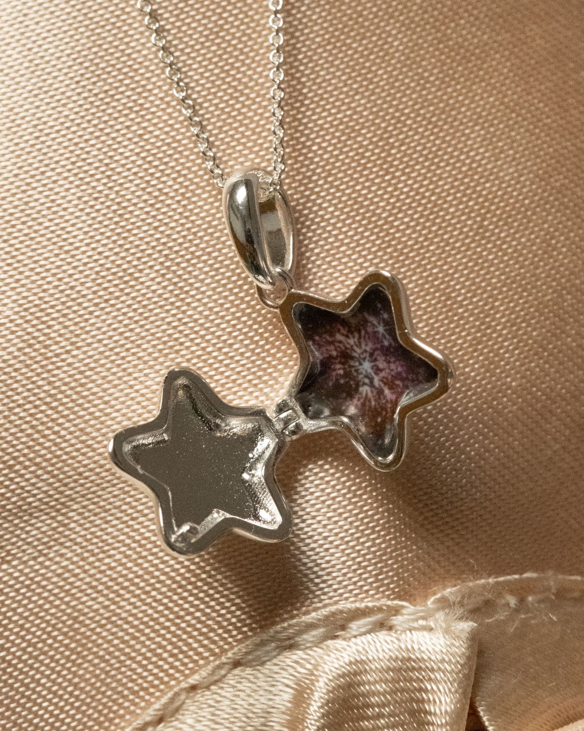 Polly’s Star Engravable Locket Necklace - Silver - Image 4