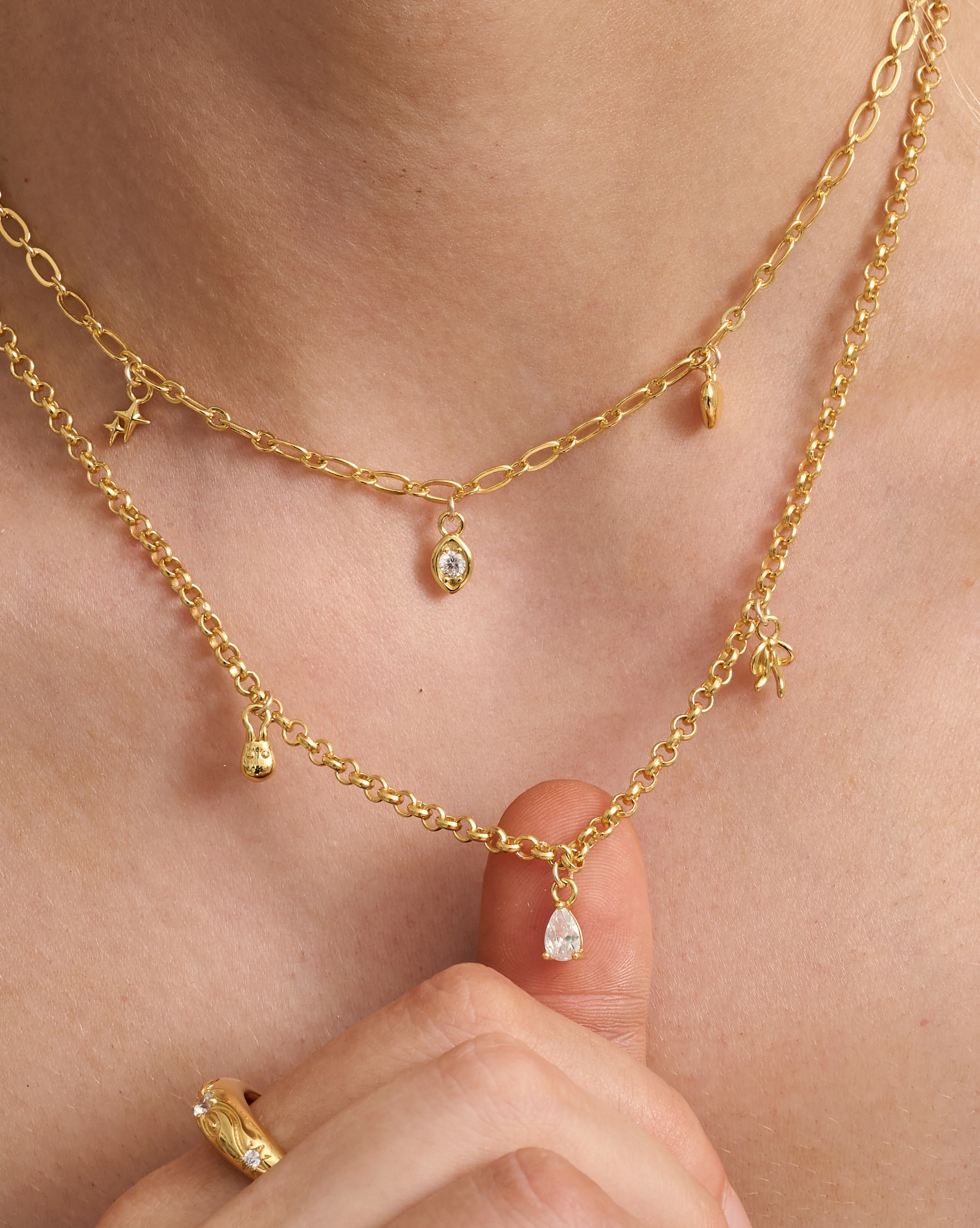 Ribbon Bow Solid Gold Pendant - Image 11