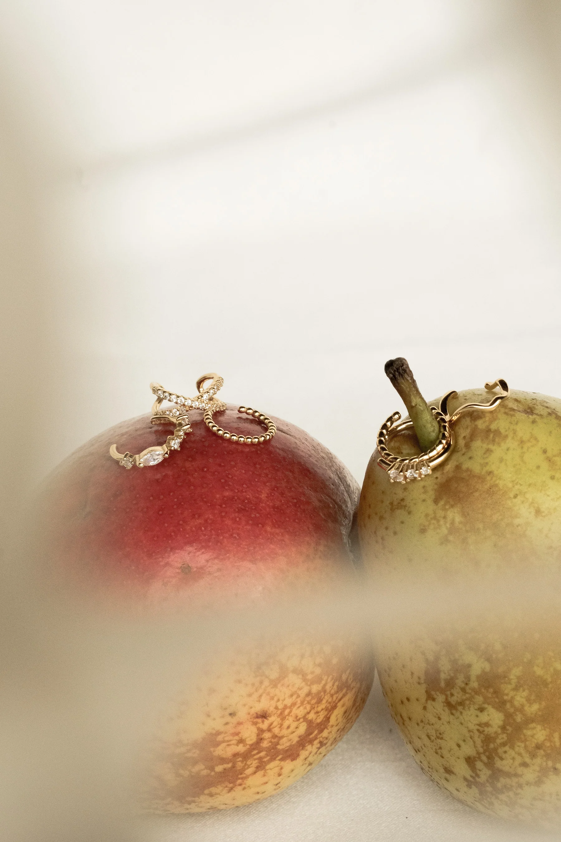 Ruth Minimal Ear Cuffs Set - Image 12