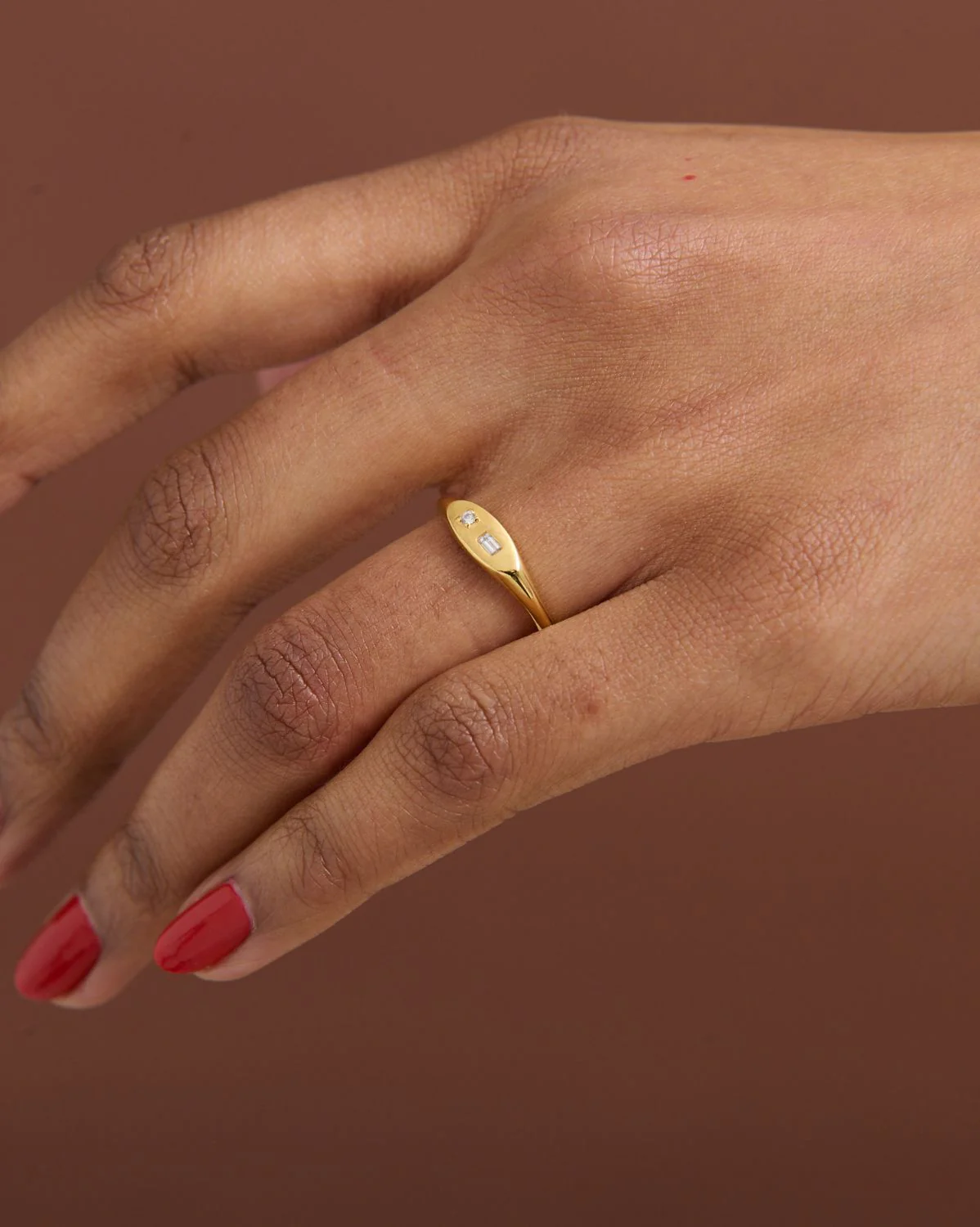 Sabine Gemstone Oval Signet Ring - Image 5