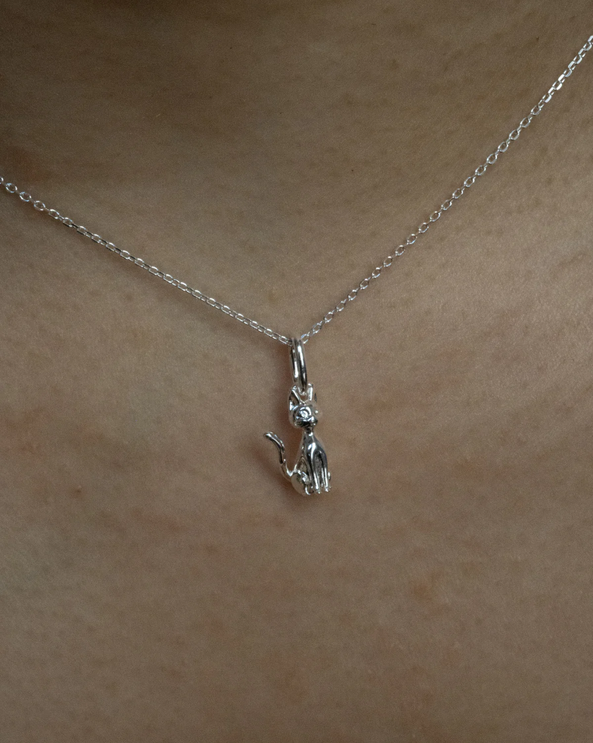 Sitting Jiji Cat Charm - Sterling Silver - Image 5