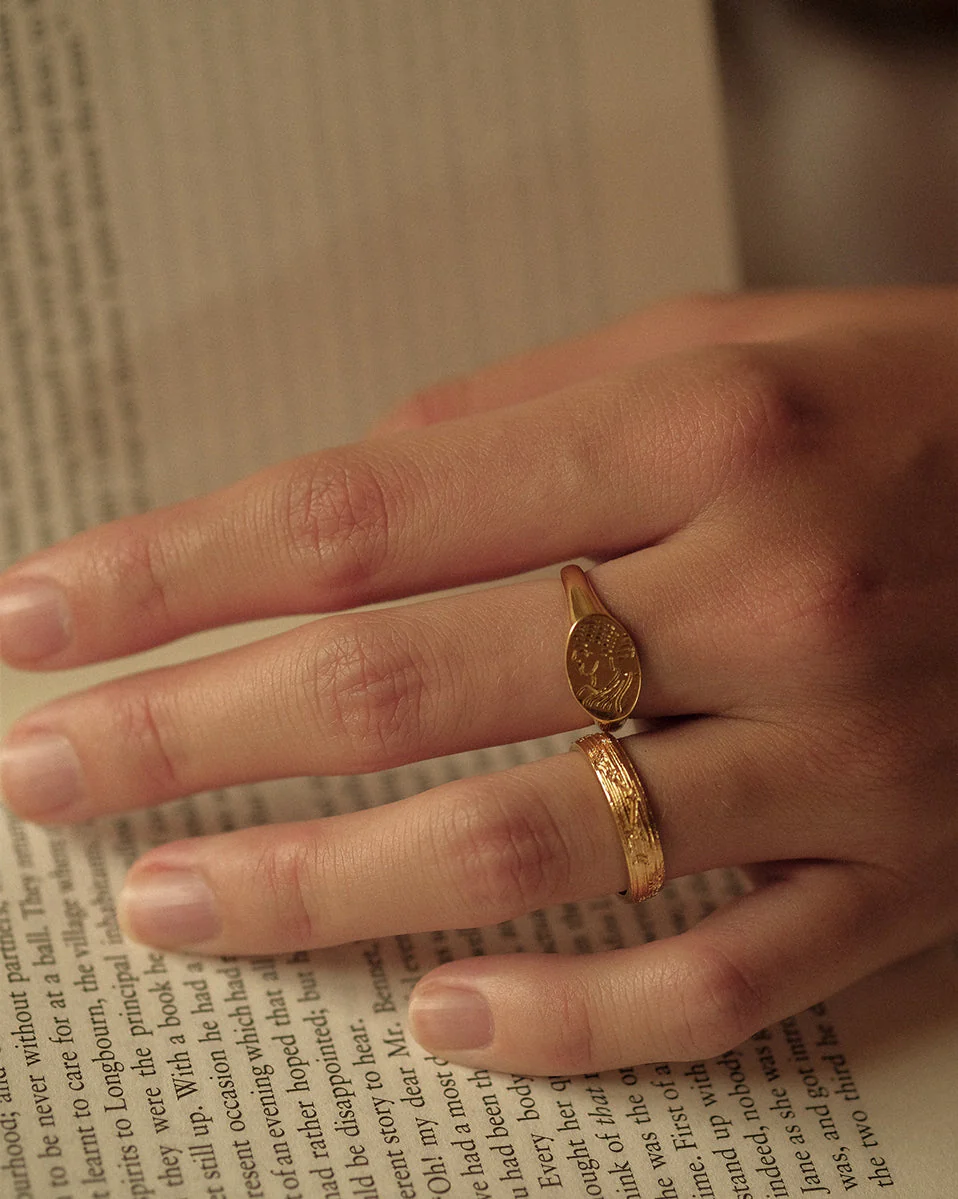 Solid Gold Dante Ring - Image 16