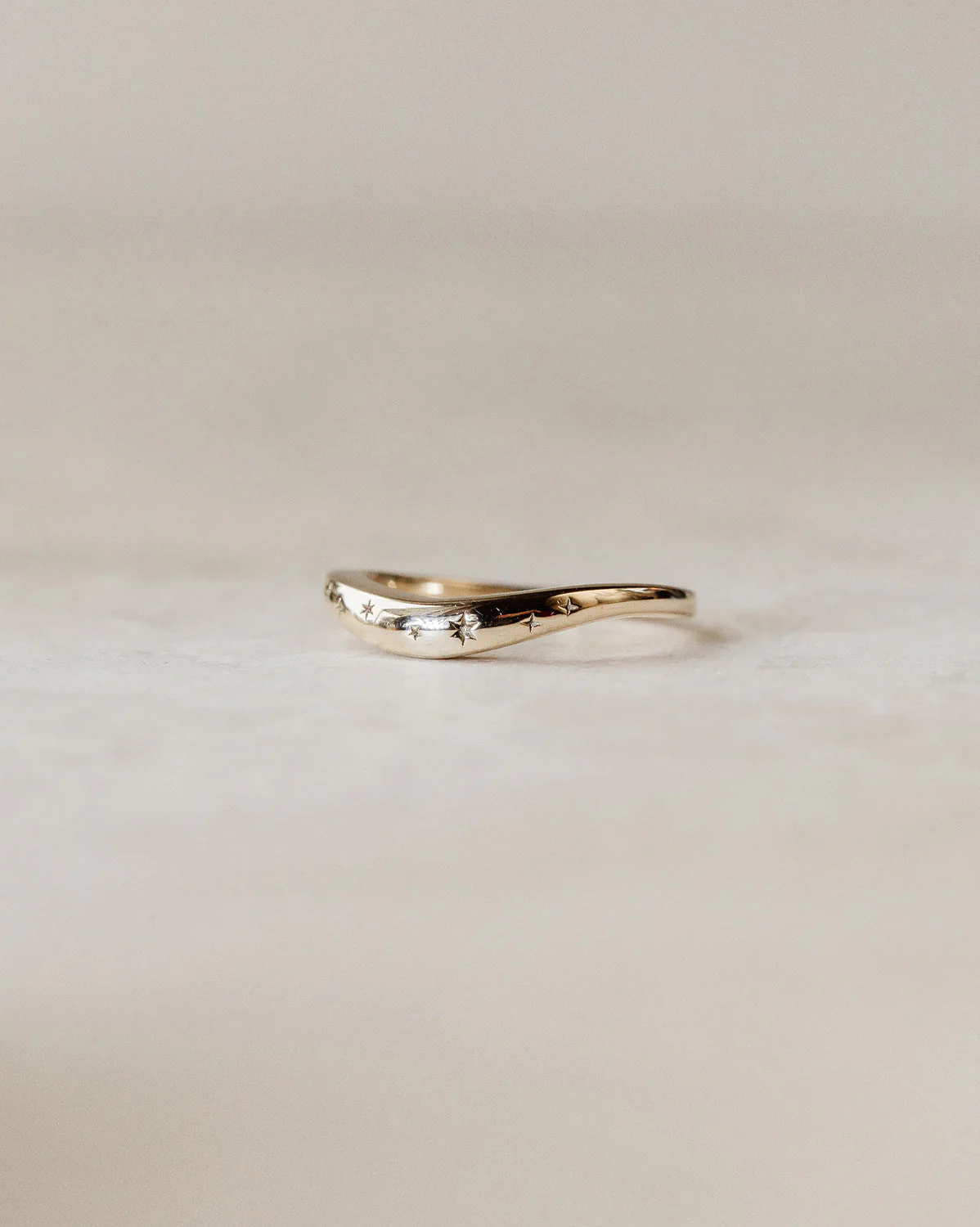 Solid Gold Evangeline Curved Ring - Image 4