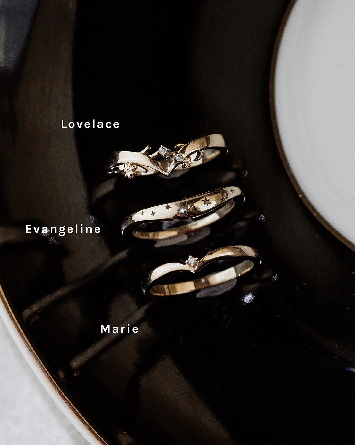 Solid Gold Evangeline Curved Ring - Image 5