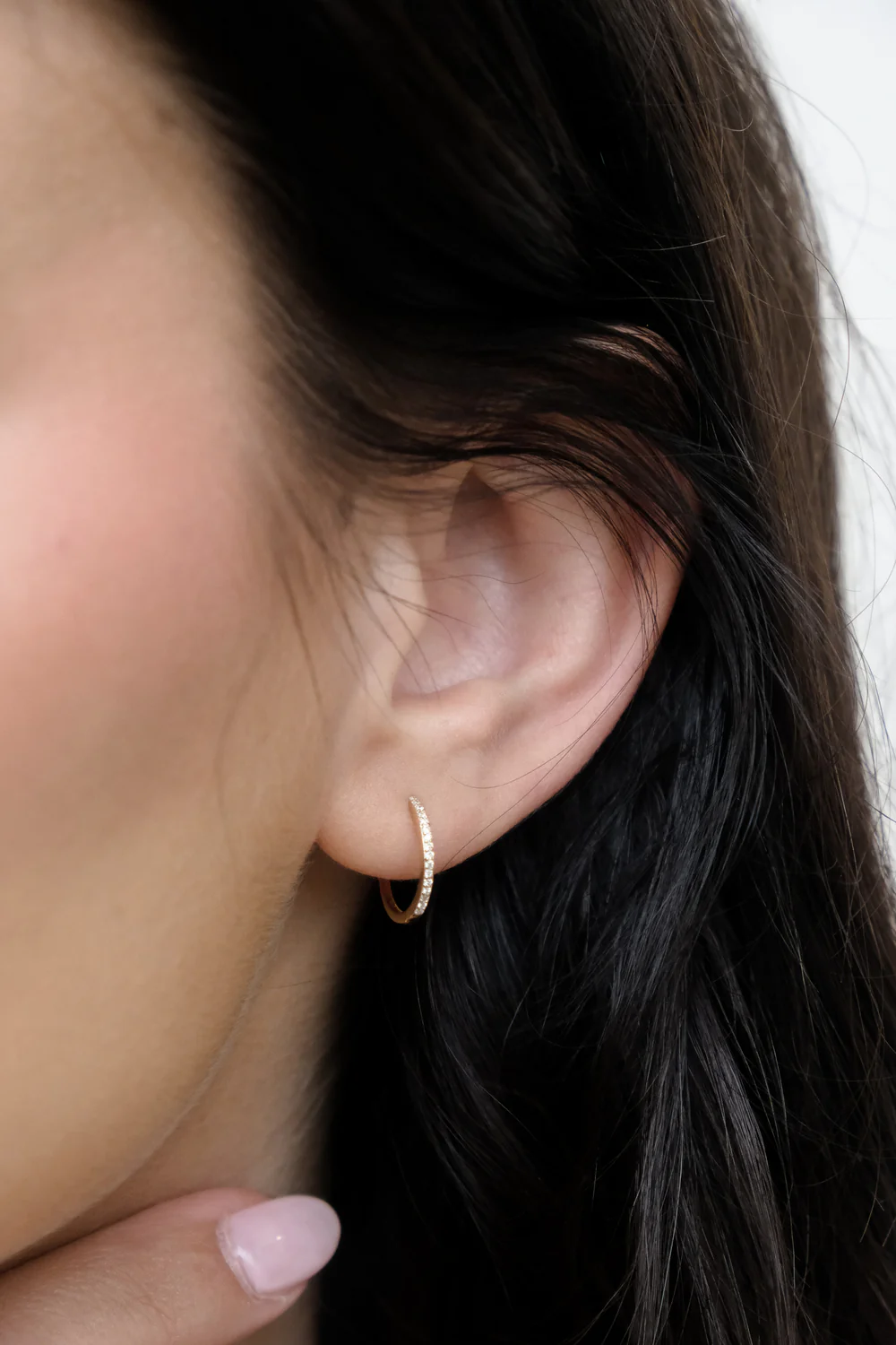 Solid Gold Medium Slim Ophelia Hoops - Image 2